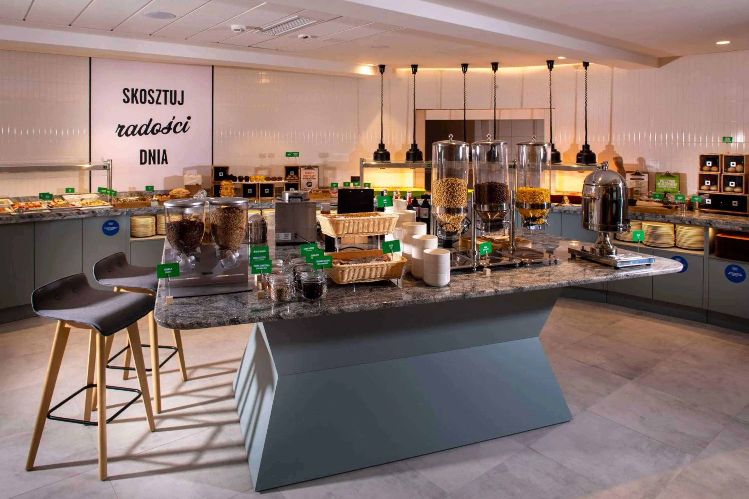 Breakfast in Hampton By Hilton Bialystok