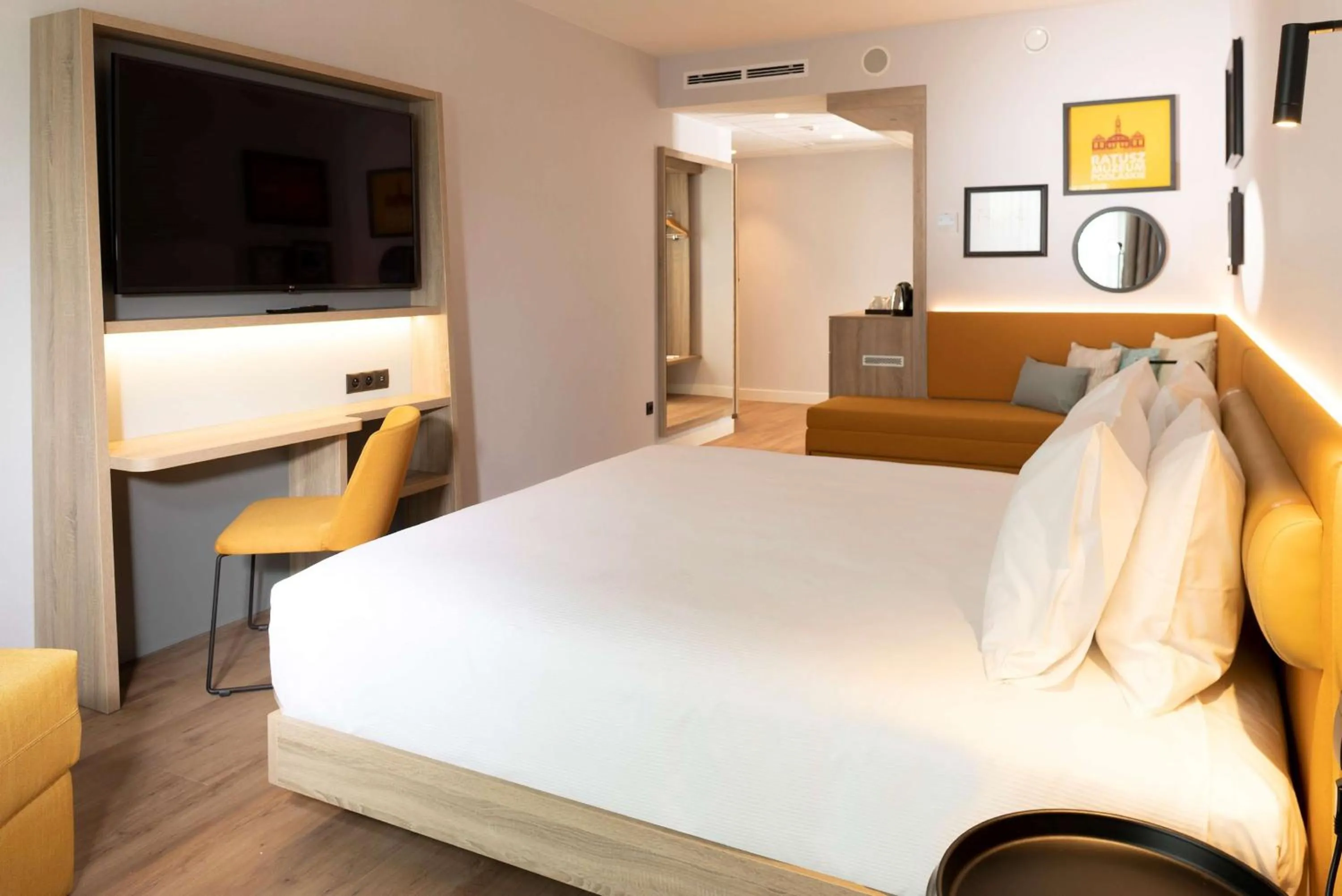 Bed in Hampton By Hilton Bialystok