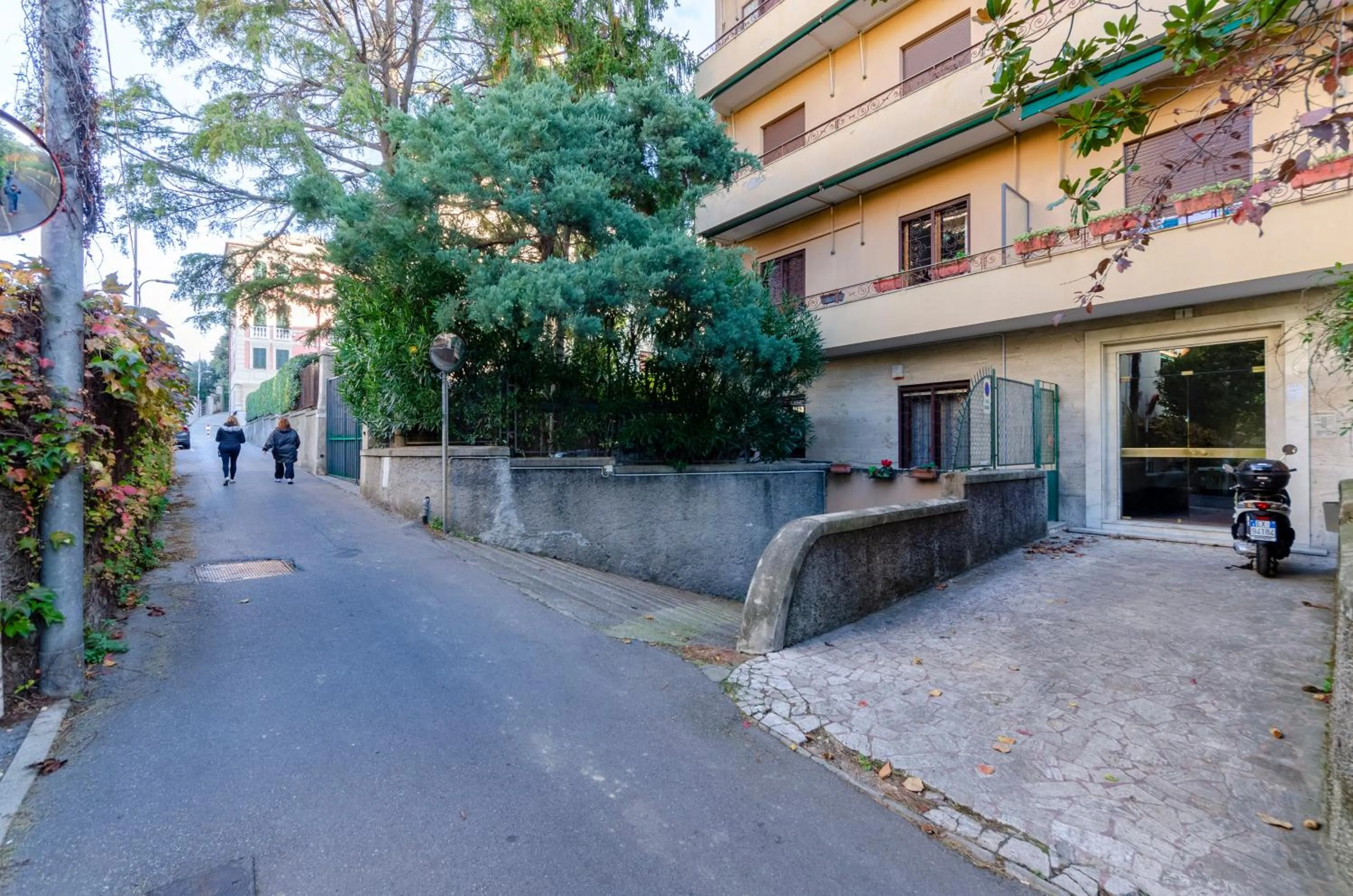 Property building in JOIVY Apt for 7 Perfect for Families close to Beaches