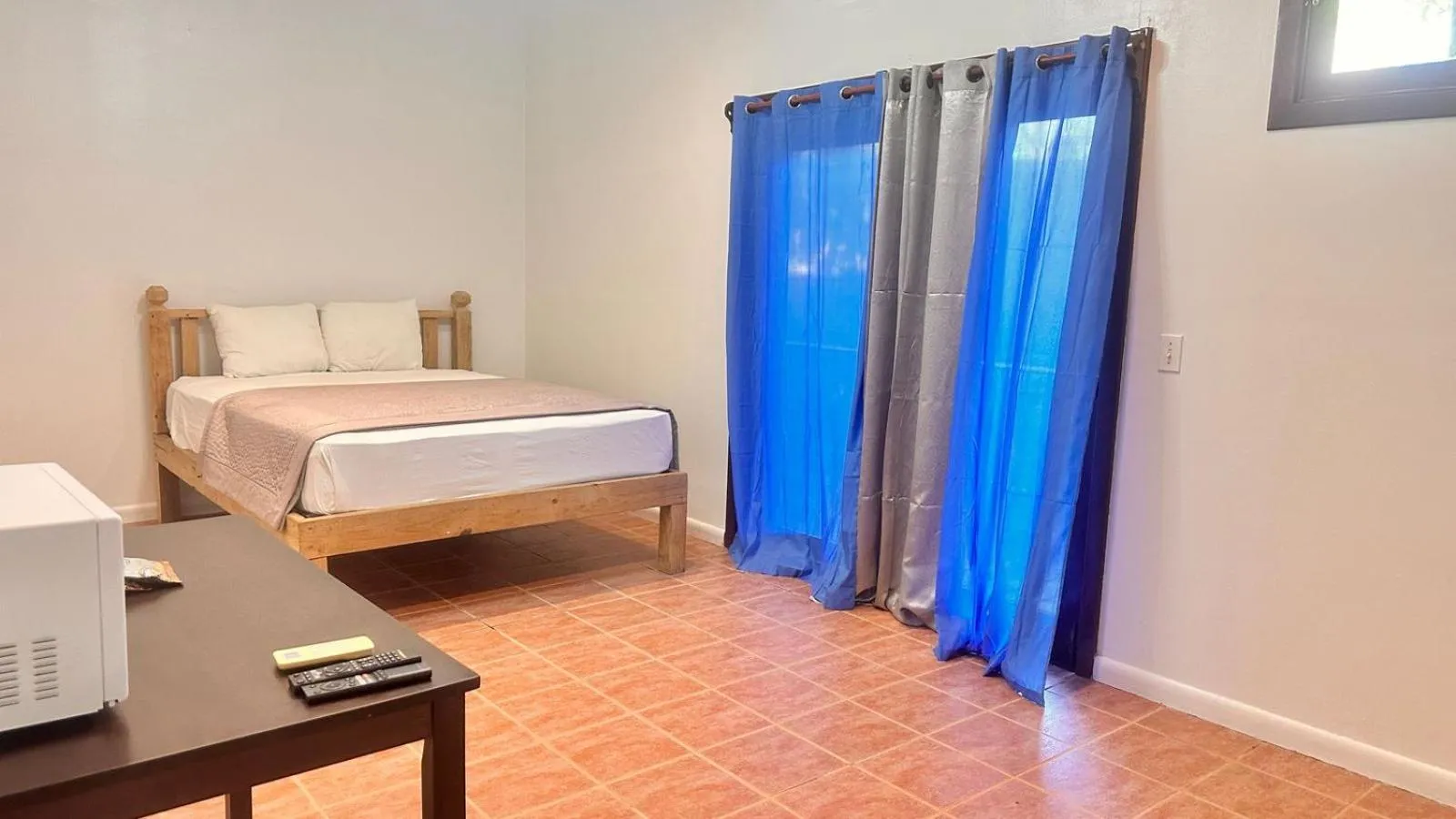 Las Palmas Beach Hotel