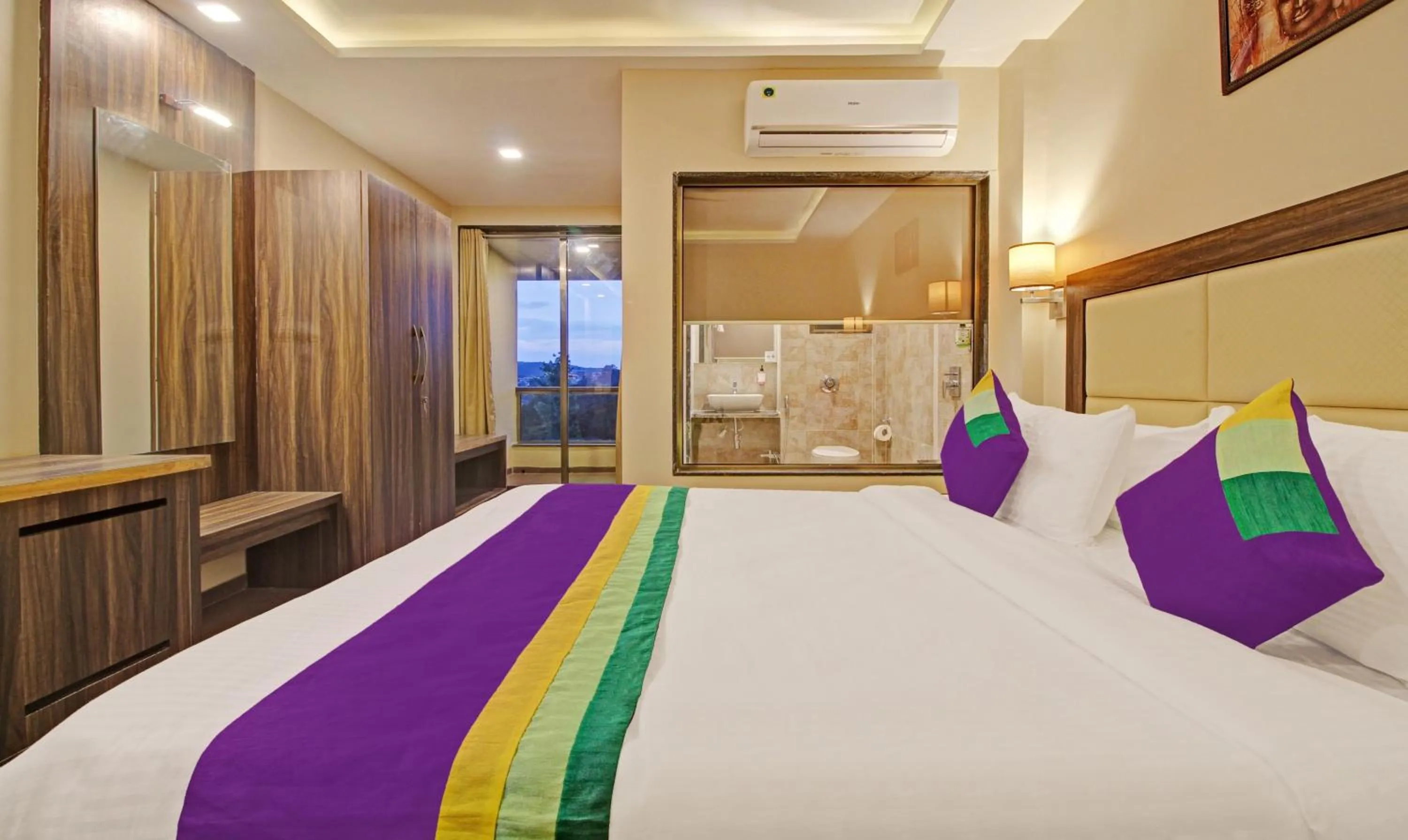 Bedroom, Bed in Treebo Suyogg Retreat