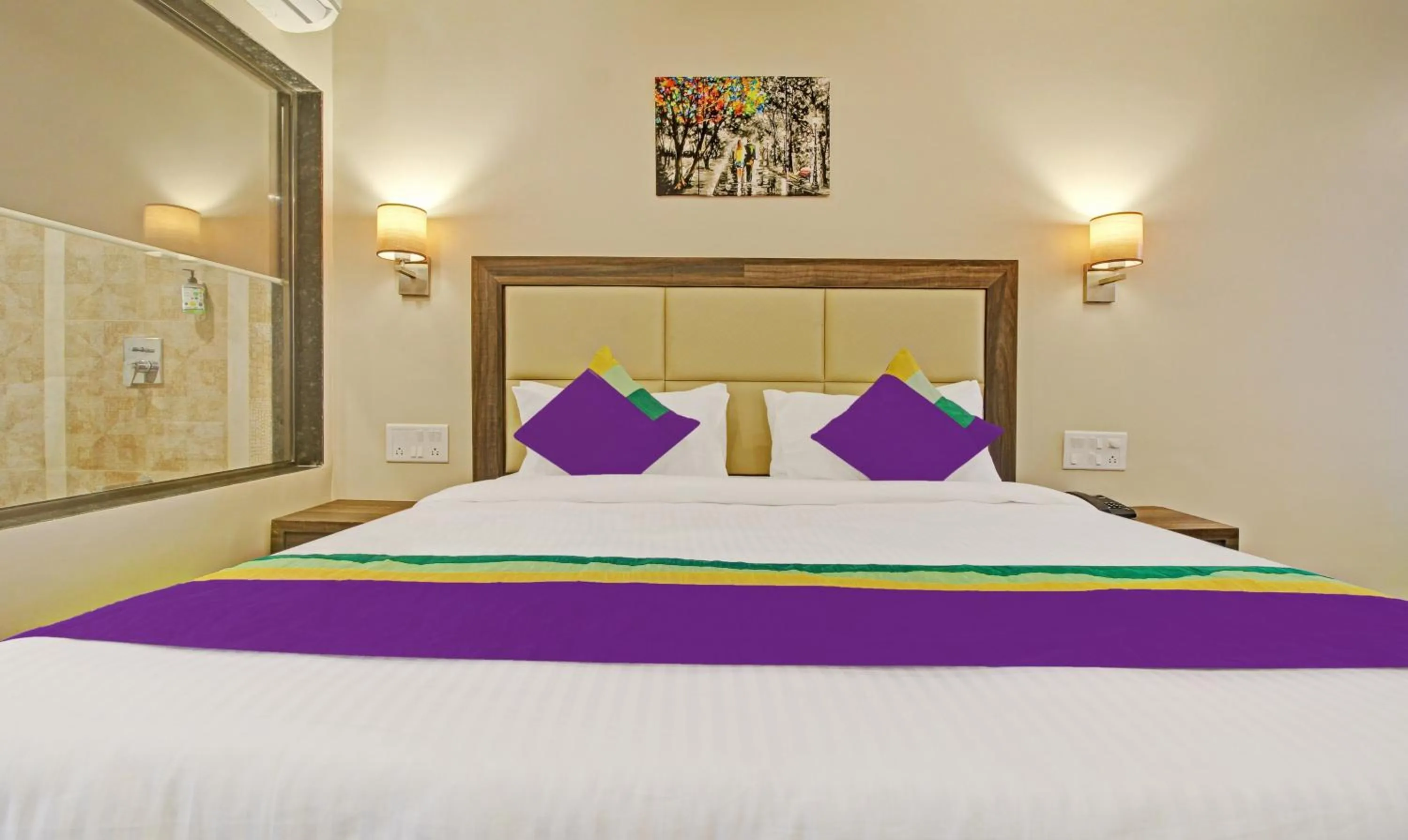 Bedroom, Bed in Treebo Suyogg Retreat