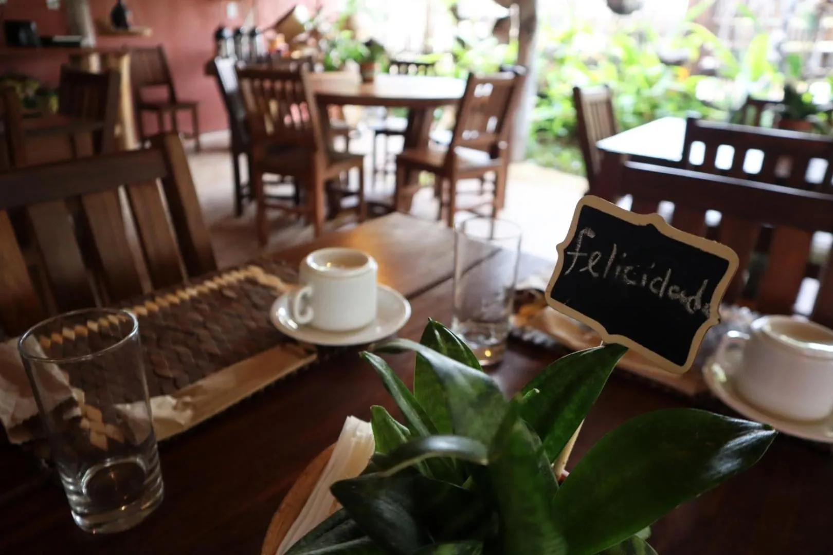 Restaurant/places to eat in Pousada Vila Camurim