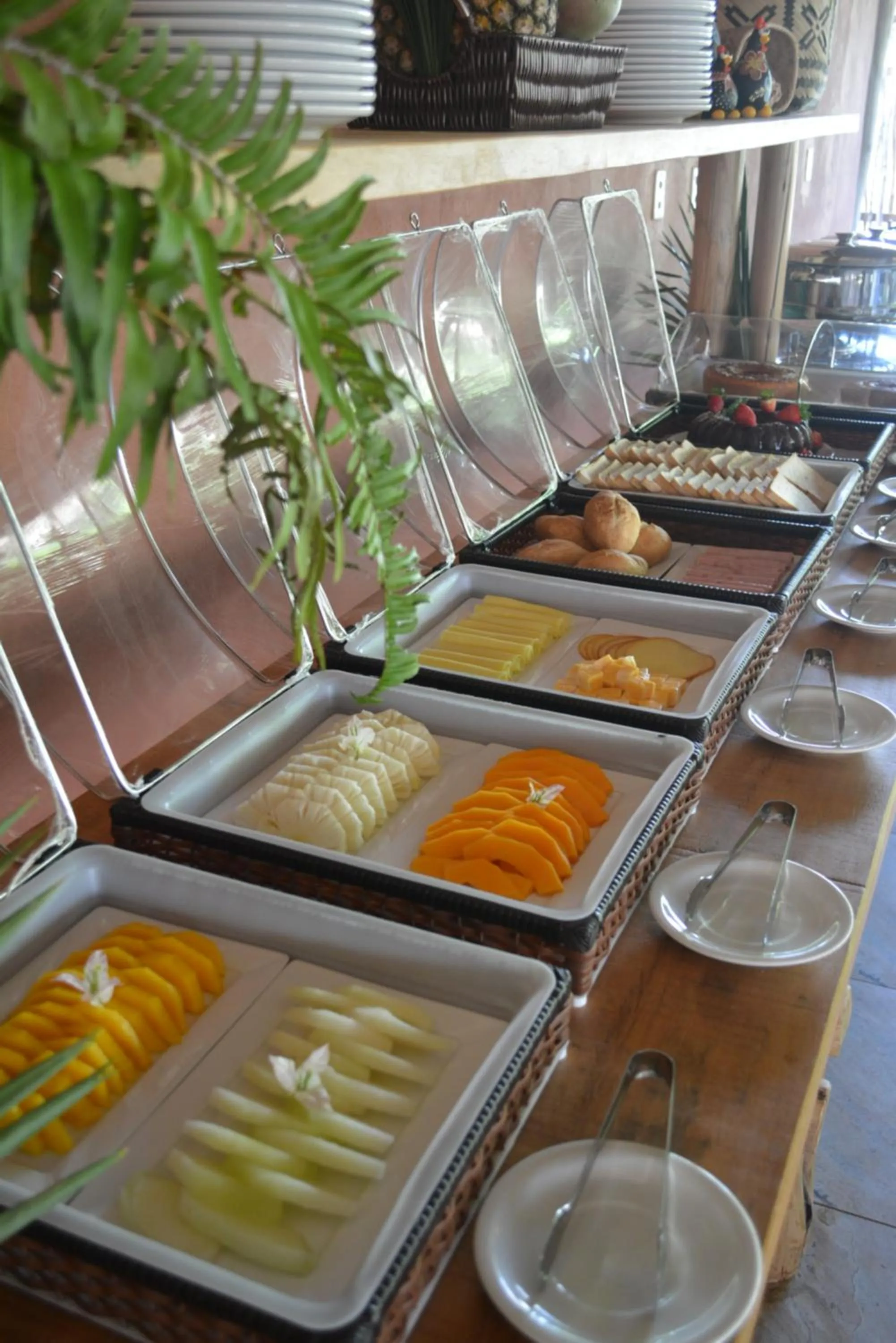 Restaurant/places to eat in Pousada Vila Camurim