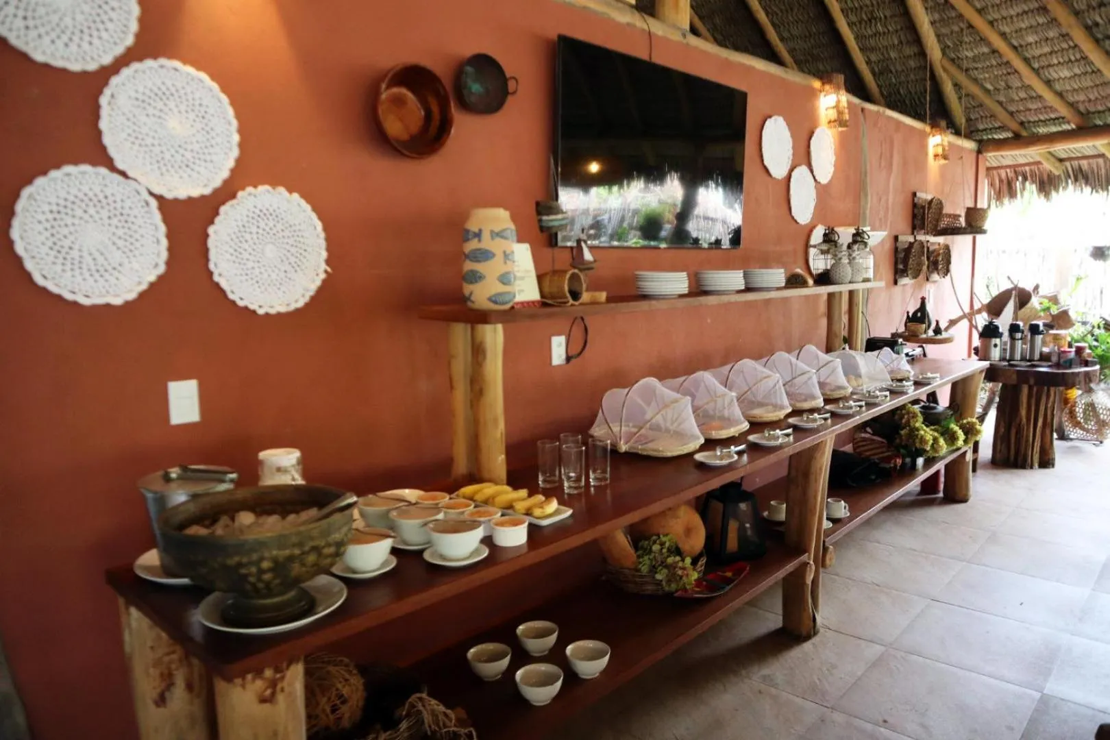 Breakfast in Pousada Vila Camurim