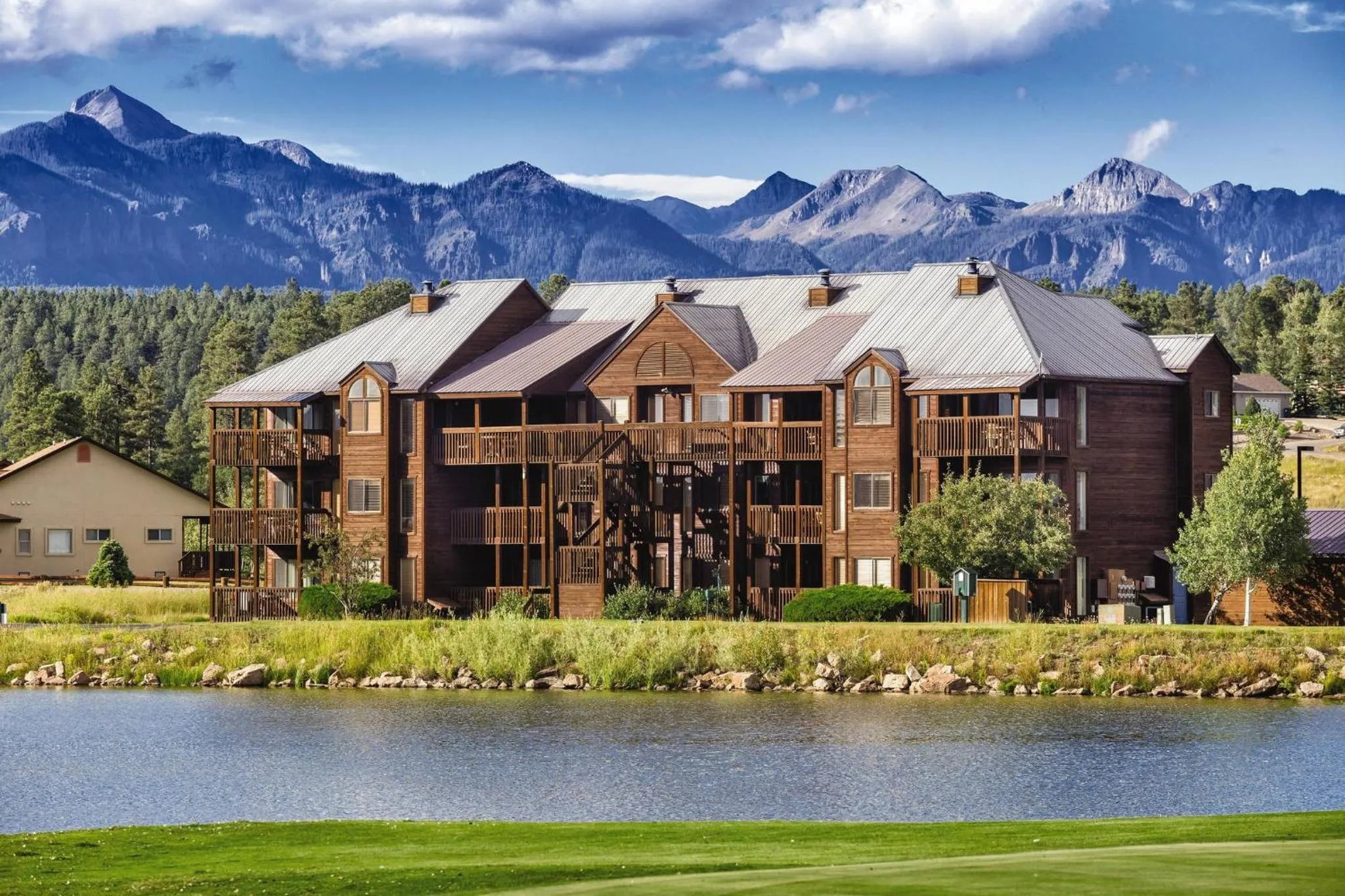 Property building in Club Wyndham Pagosa