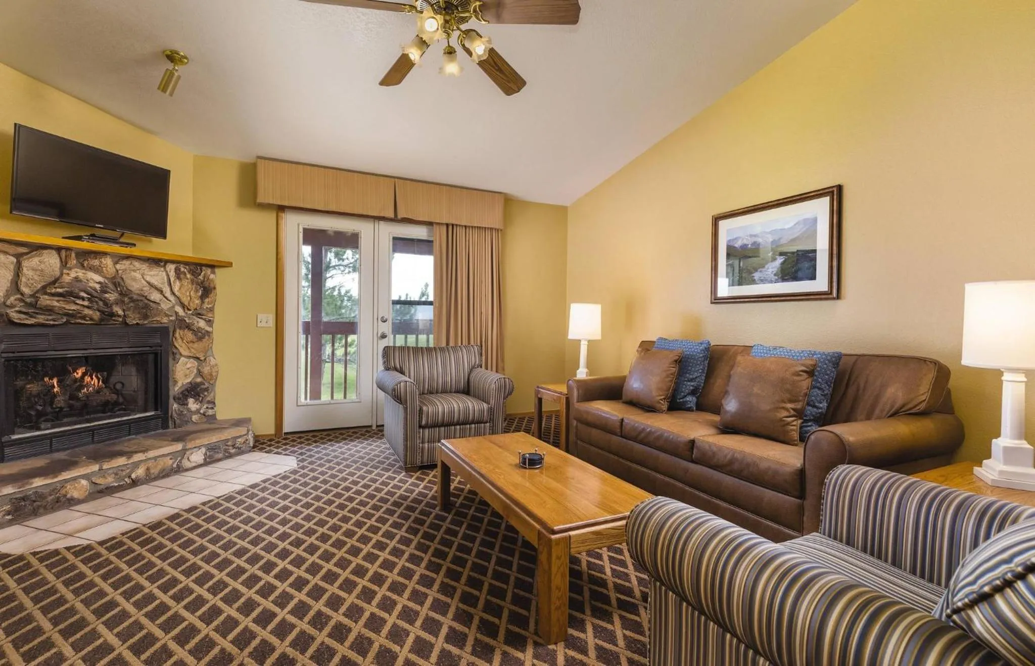 Photo of the whole room in Club Wyndham Pagosa