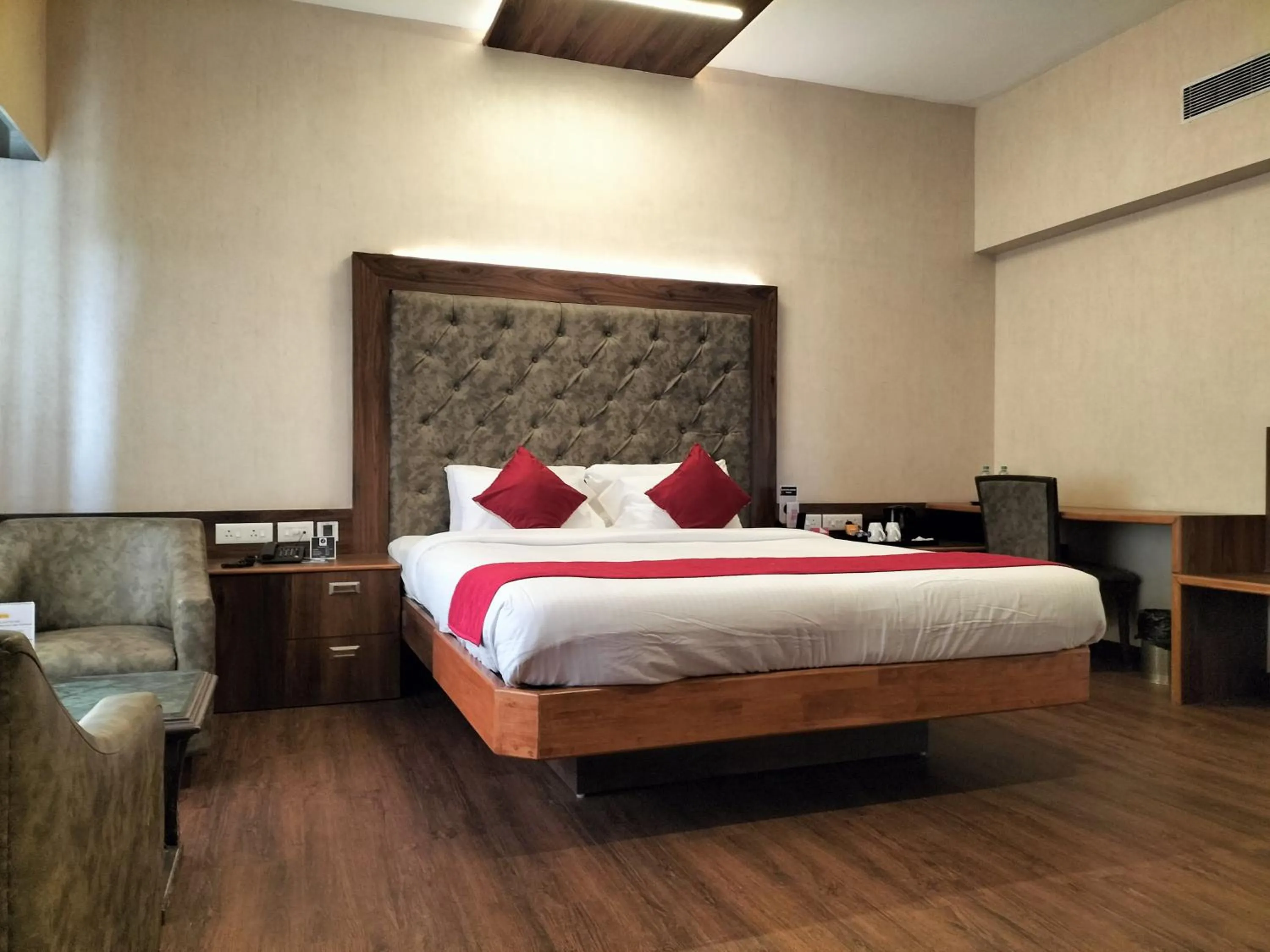 Bed in Zip By Spree Hotels Surabi International Vellore
