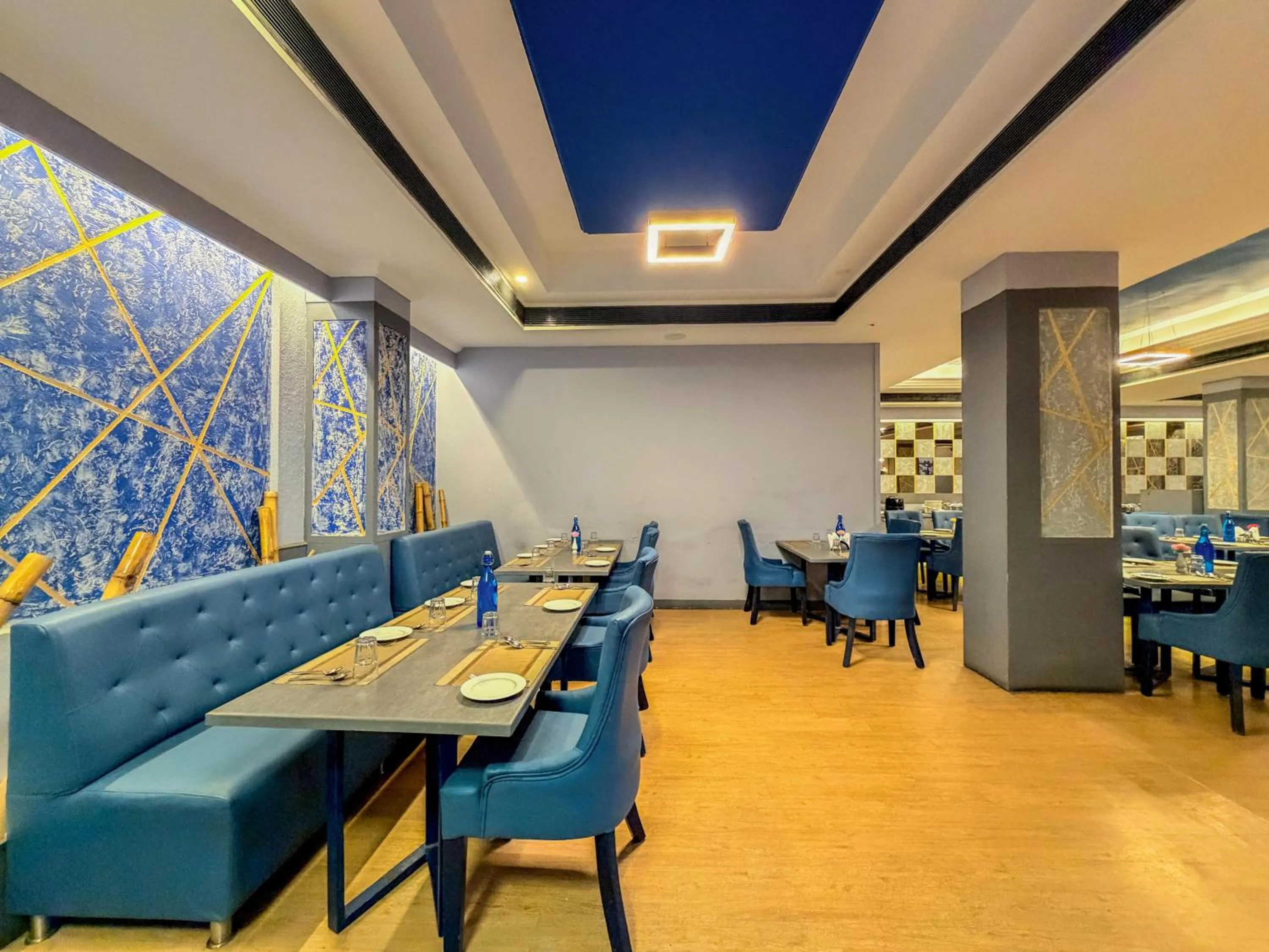 Restaurant/places to eat in Zip By Spree Hotels Surabi International Vellore