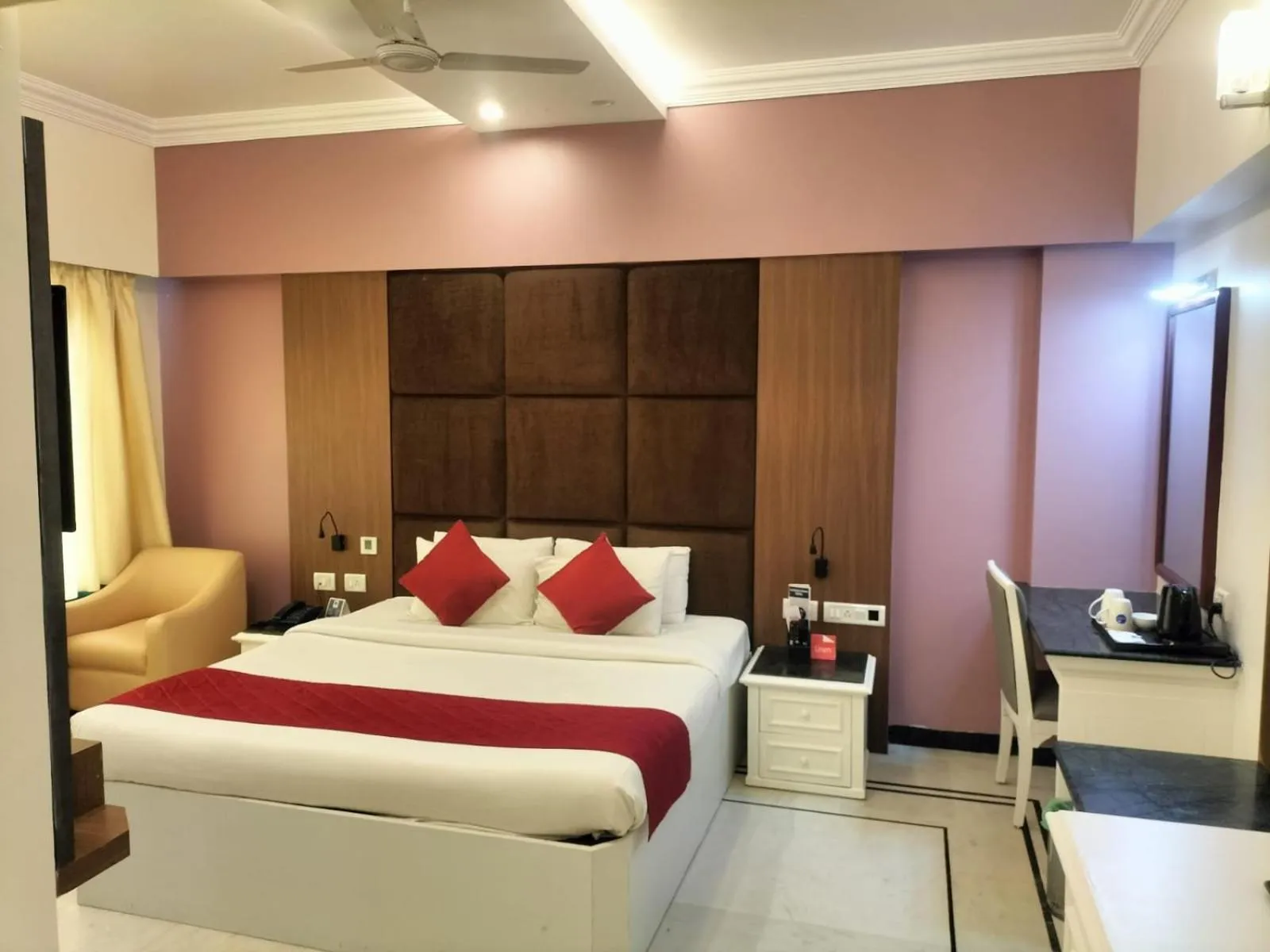 Bed in Zip By Spree Hotels Surabi International Vellore