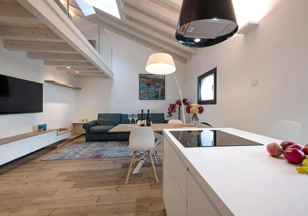 Kitchen or kitchenette in Progress Country & Wine House