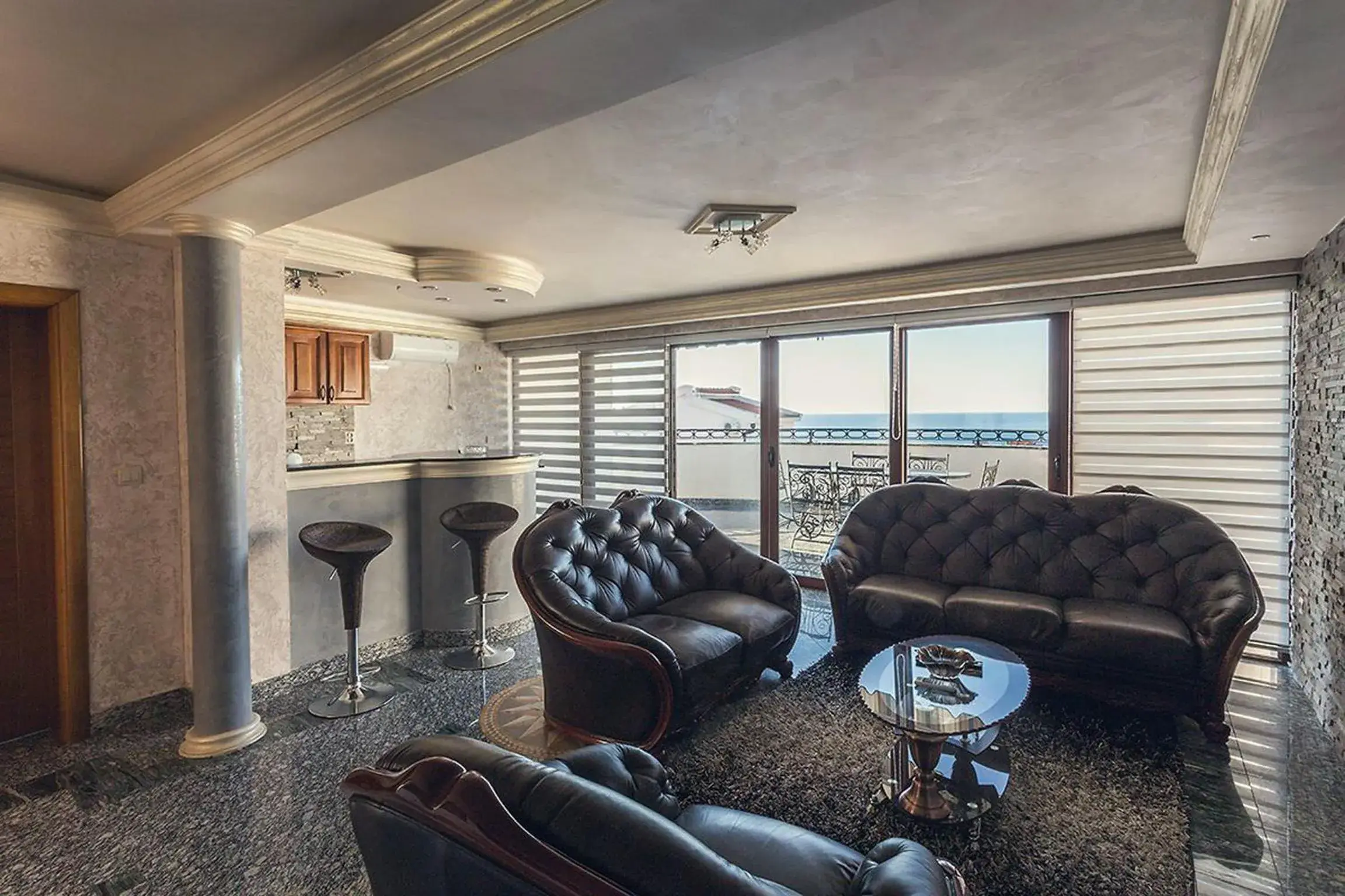 Two-Bedroom Apartment with Terrace and Sea View in Villa M Two-Bedroom Apartment with Terrace and Sea View in Villa M