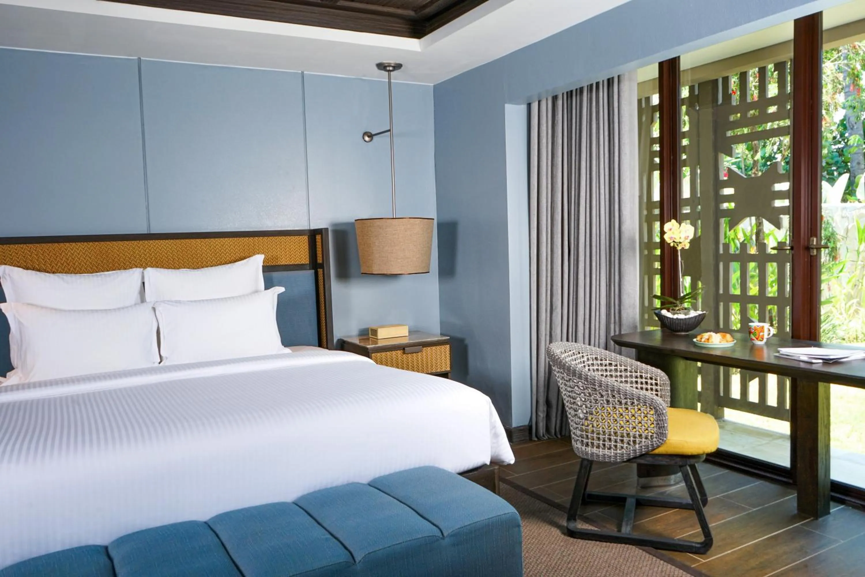 Bed in Pullman Lombok Merujani Mandalika Beach Resort