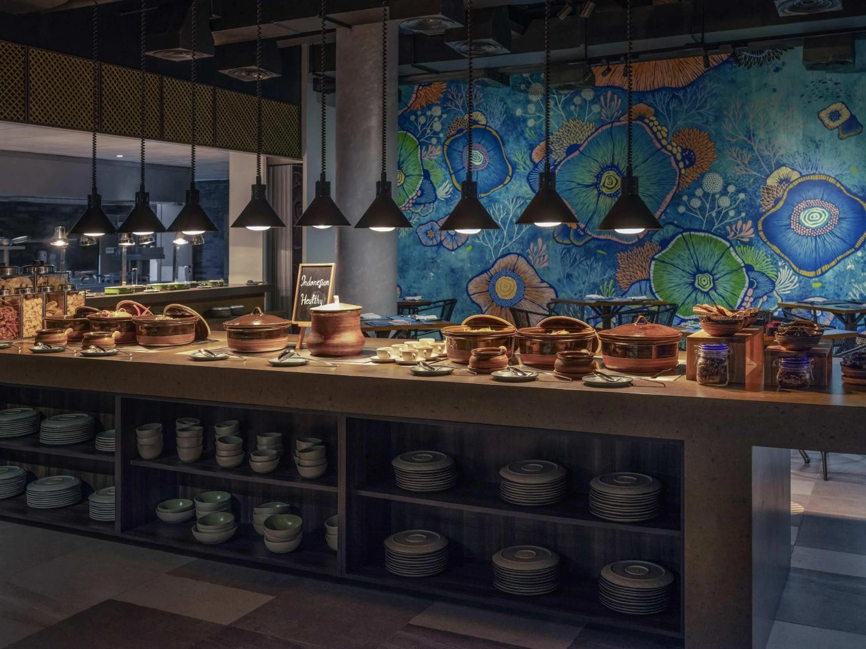 Restaurant/places to eat in Pullman Lombok Merujani Mandalika Beach Resort