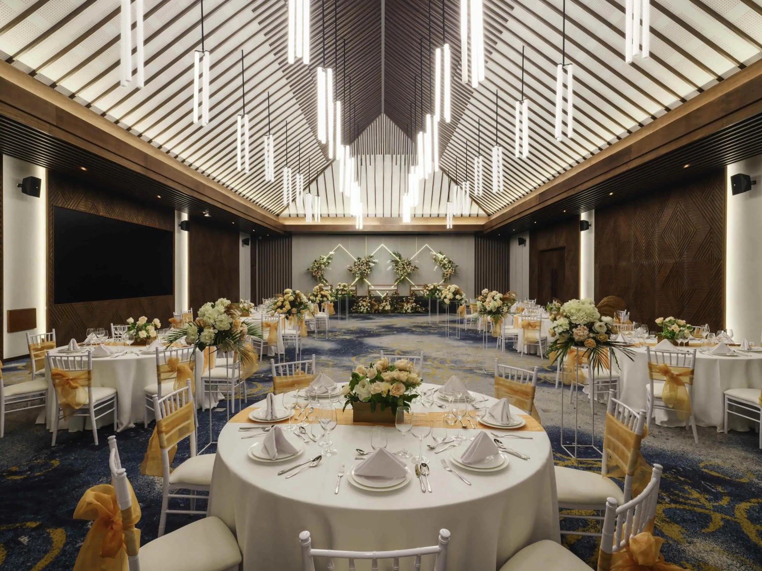 wedding in Pullman Lombok Merujani Mandalika Beach Resort