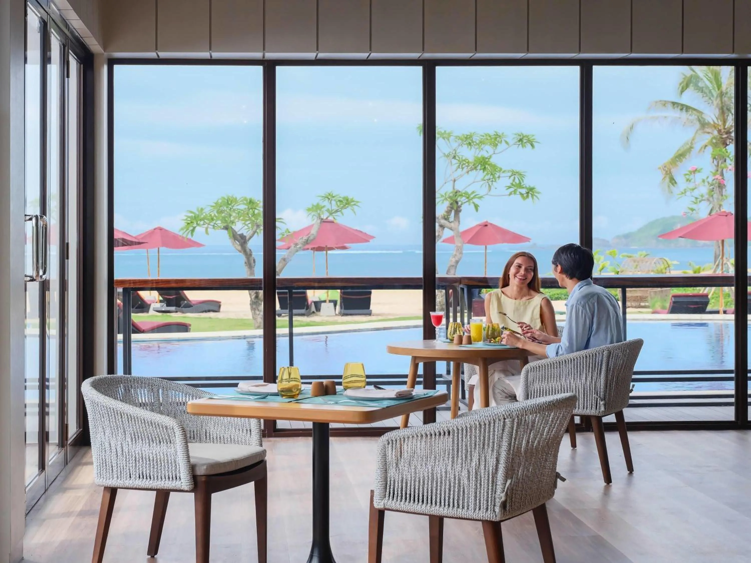 Restaurant/places to eat in Pullman Lombok Merujani Mandalika Beach Resort