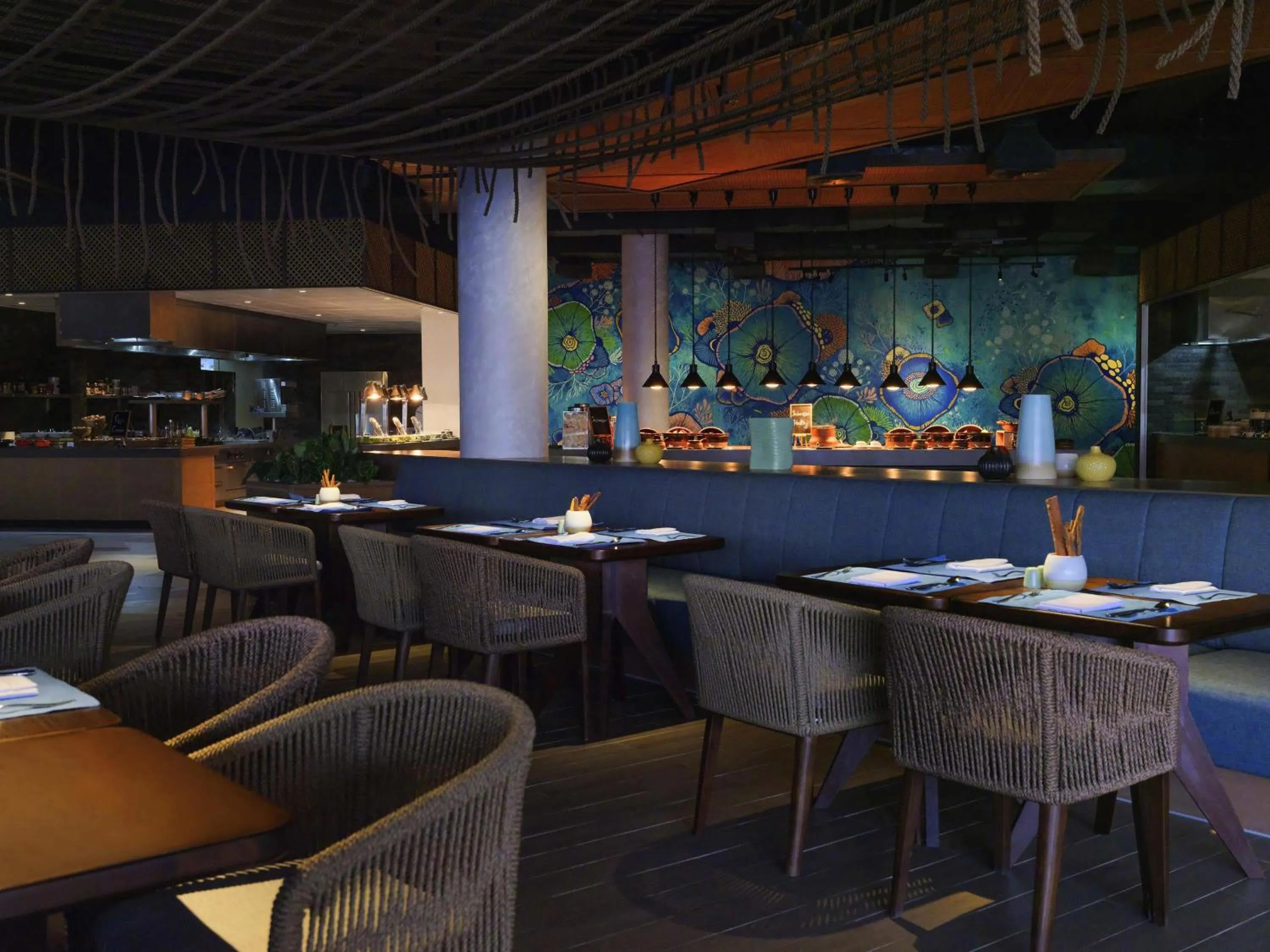 Restaurant/places to eat in Pullman Lombok Merujani Mandalika Beach Resort