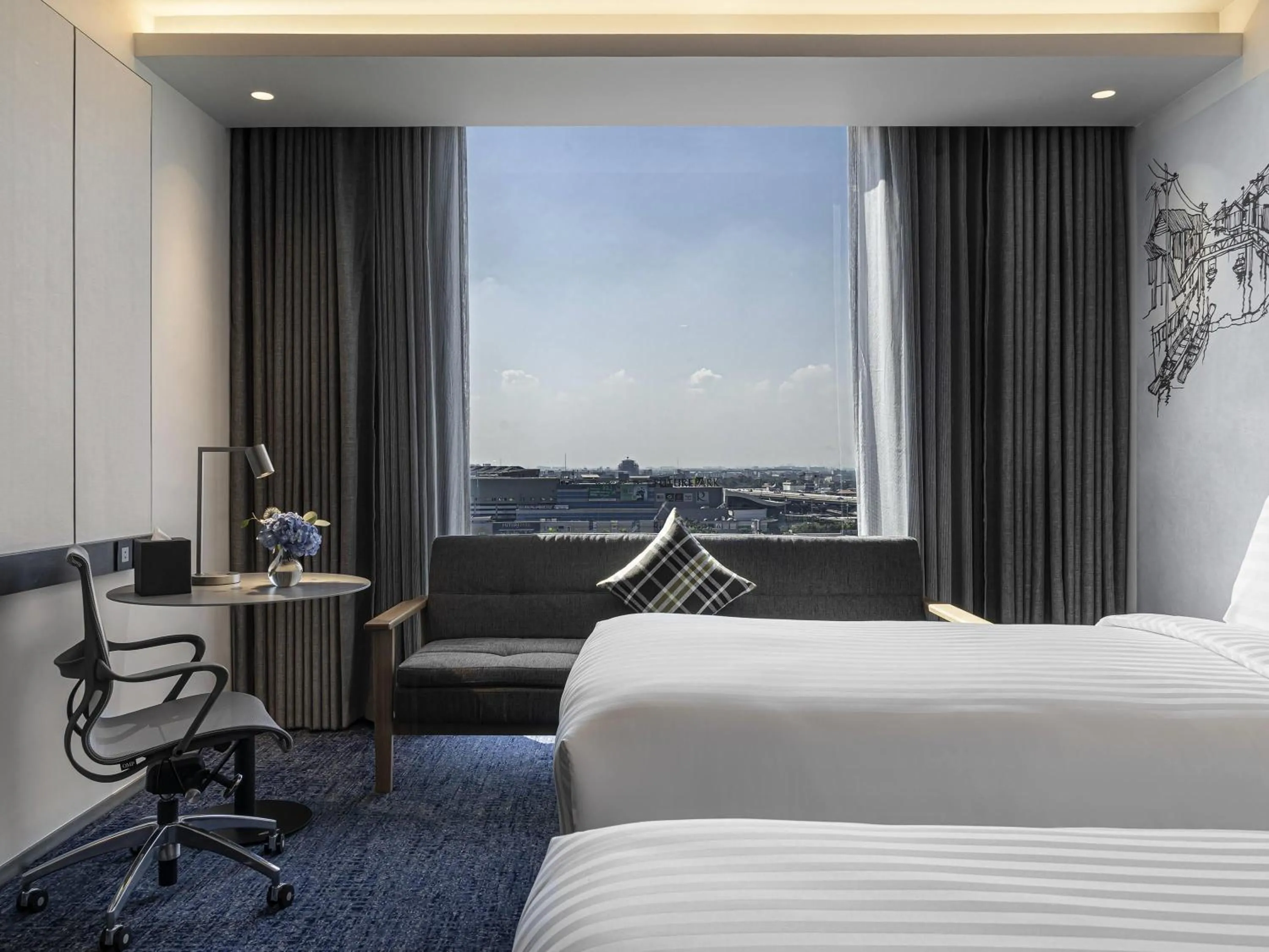 Bedroom, Bed in Novotel Bangkok Future Park Rangsit