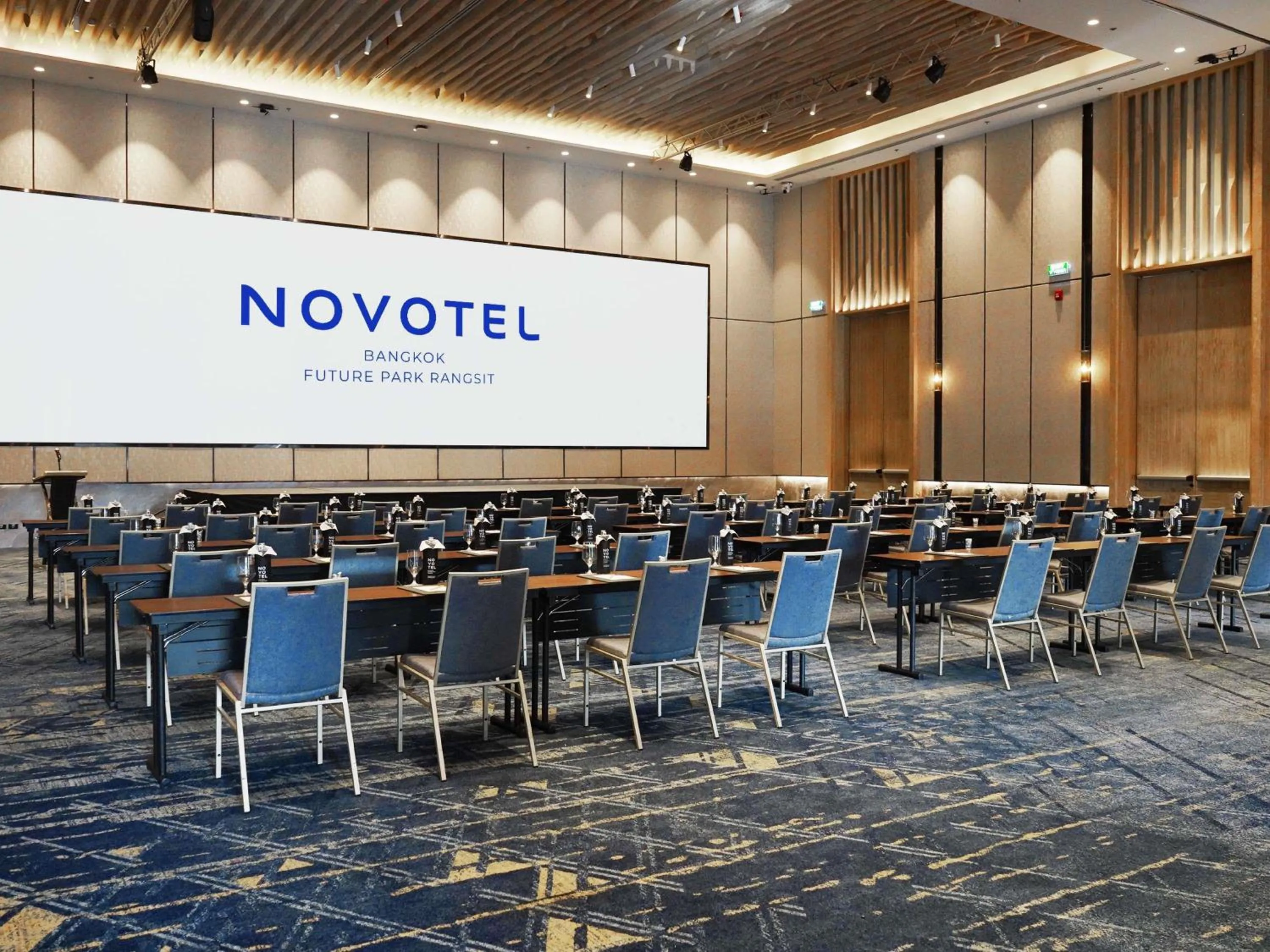 Meeting/conference room in Novotel Bangkok Future Park Rangsit