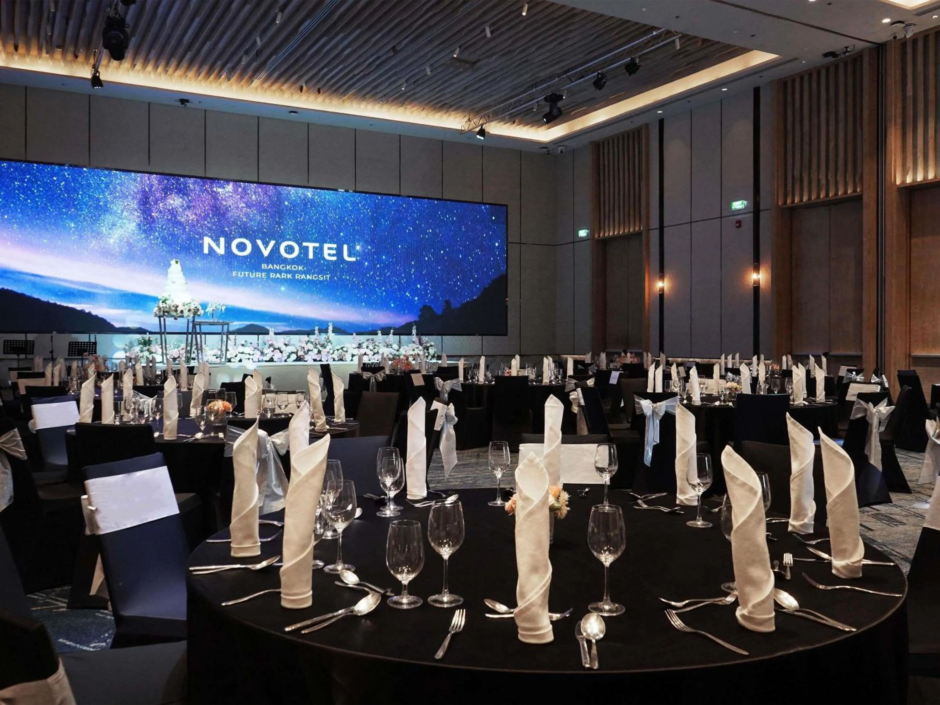 Meeting/conference room in Novotel Bangkok Future Park Rangsit