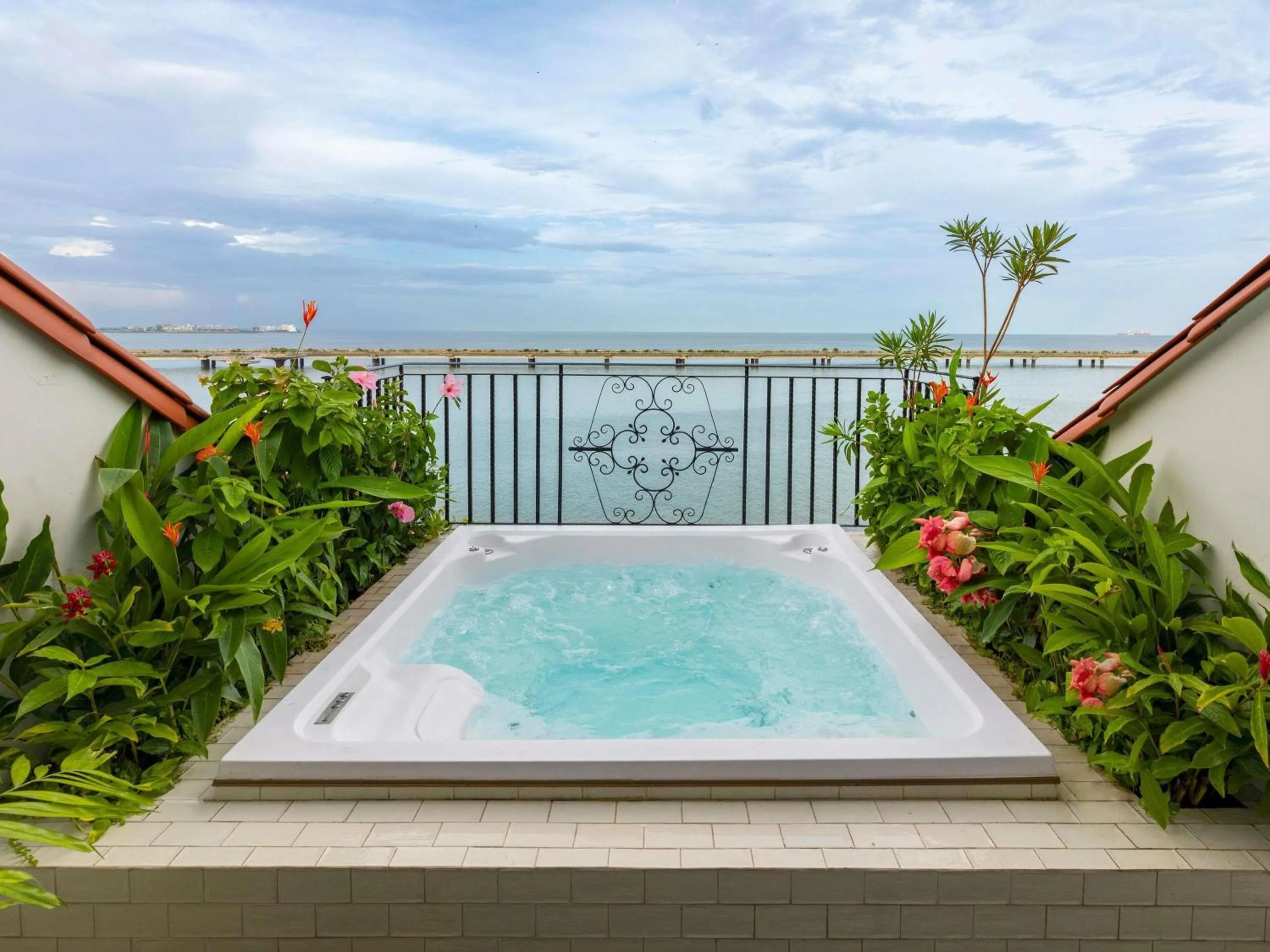 Photo of the whole room in Sofitel Legend Casco Viejo, Panama City