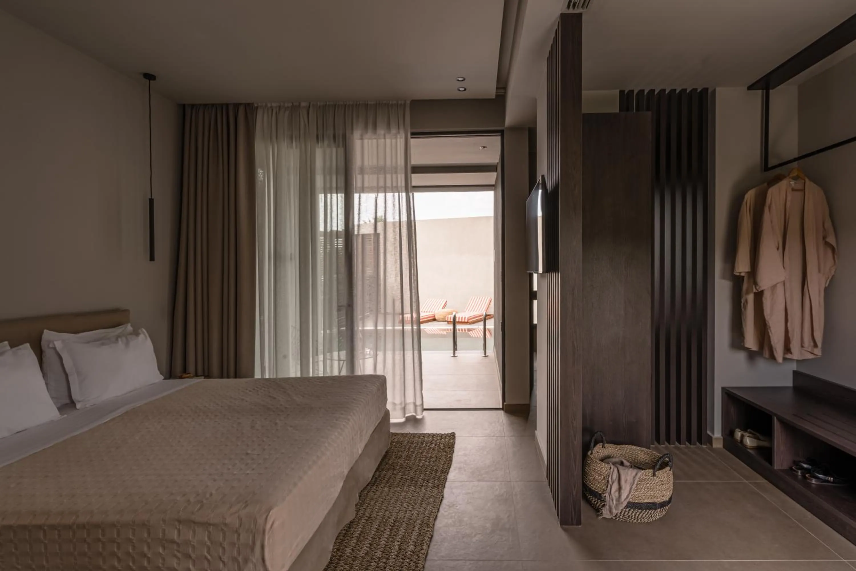 Photo of the whole room, Bed in Cook's Club Ialysos Rhodes