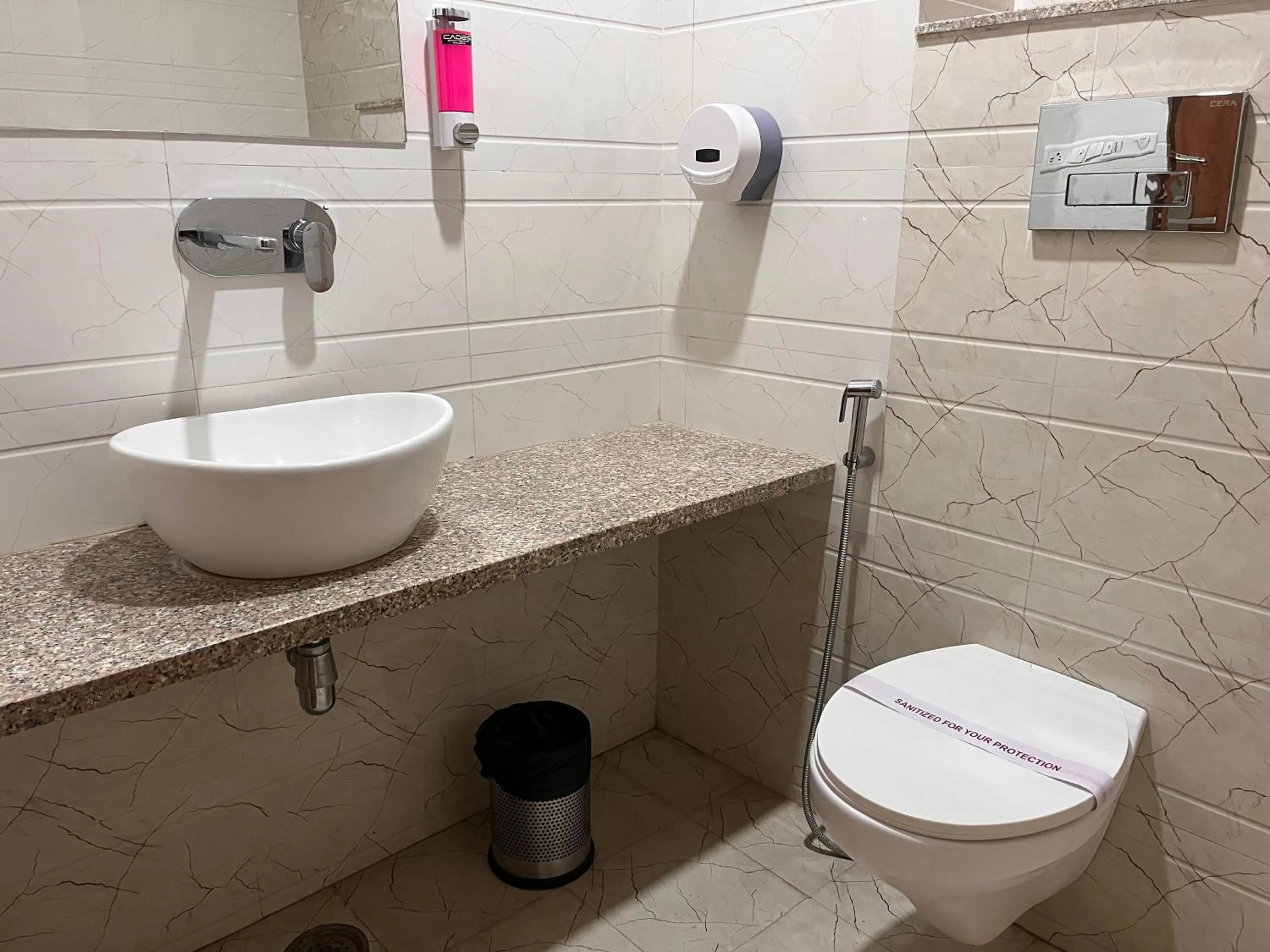 Bathroom in The Knights' Inn