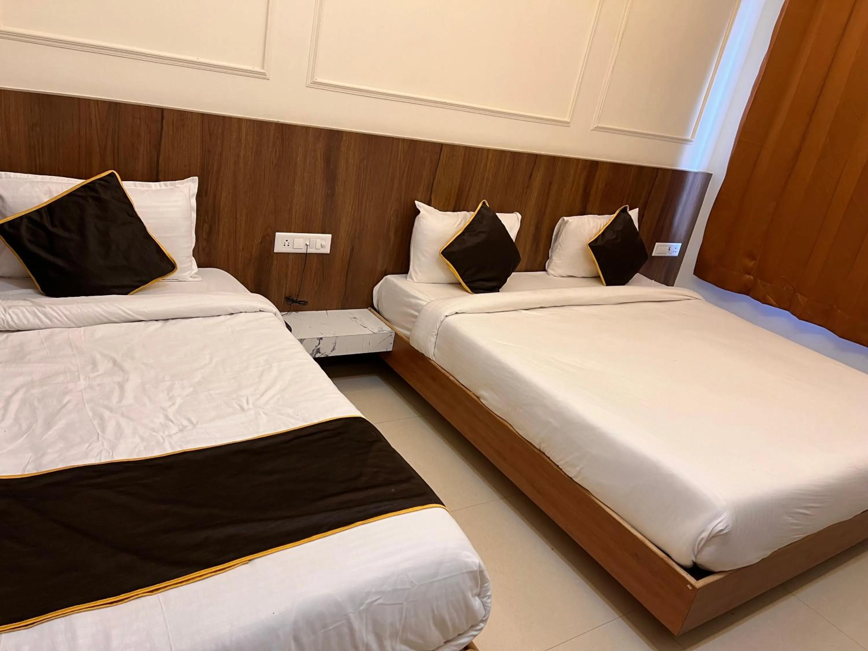 Bedroom in The Knights' Inn