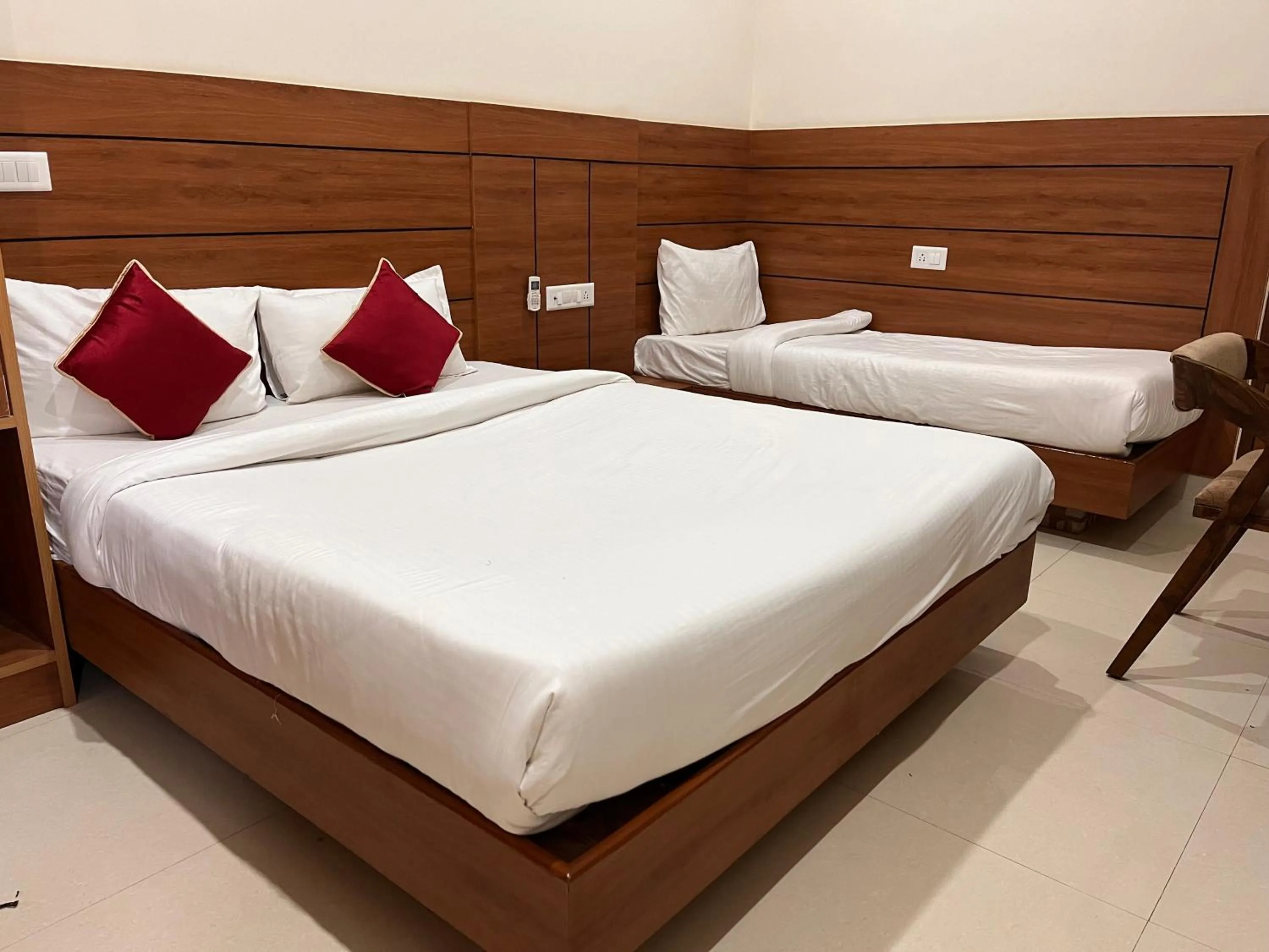 Bedroom in The Knights' Inn