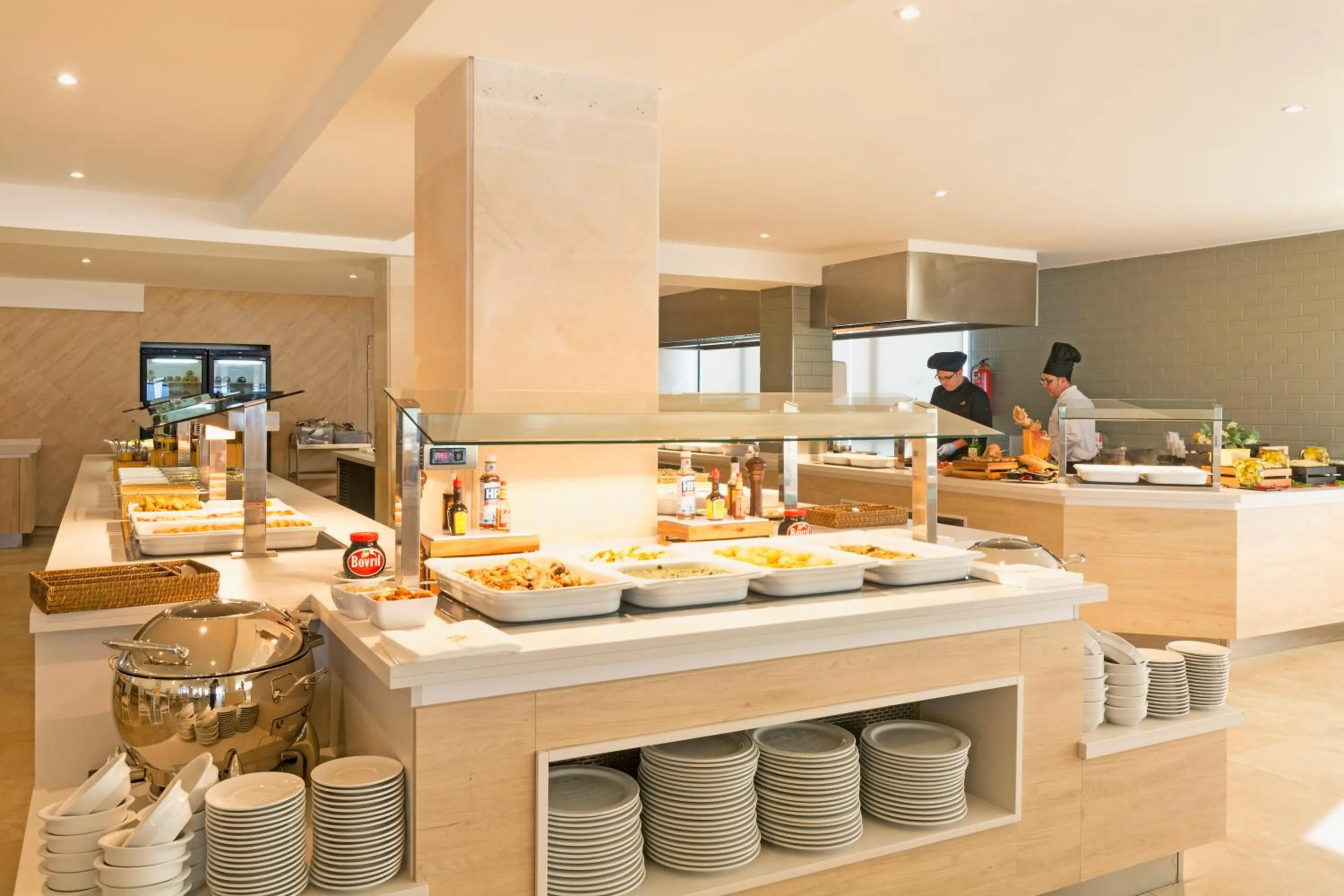 Restaurant/places to eat in HSM Regana - Adults Only