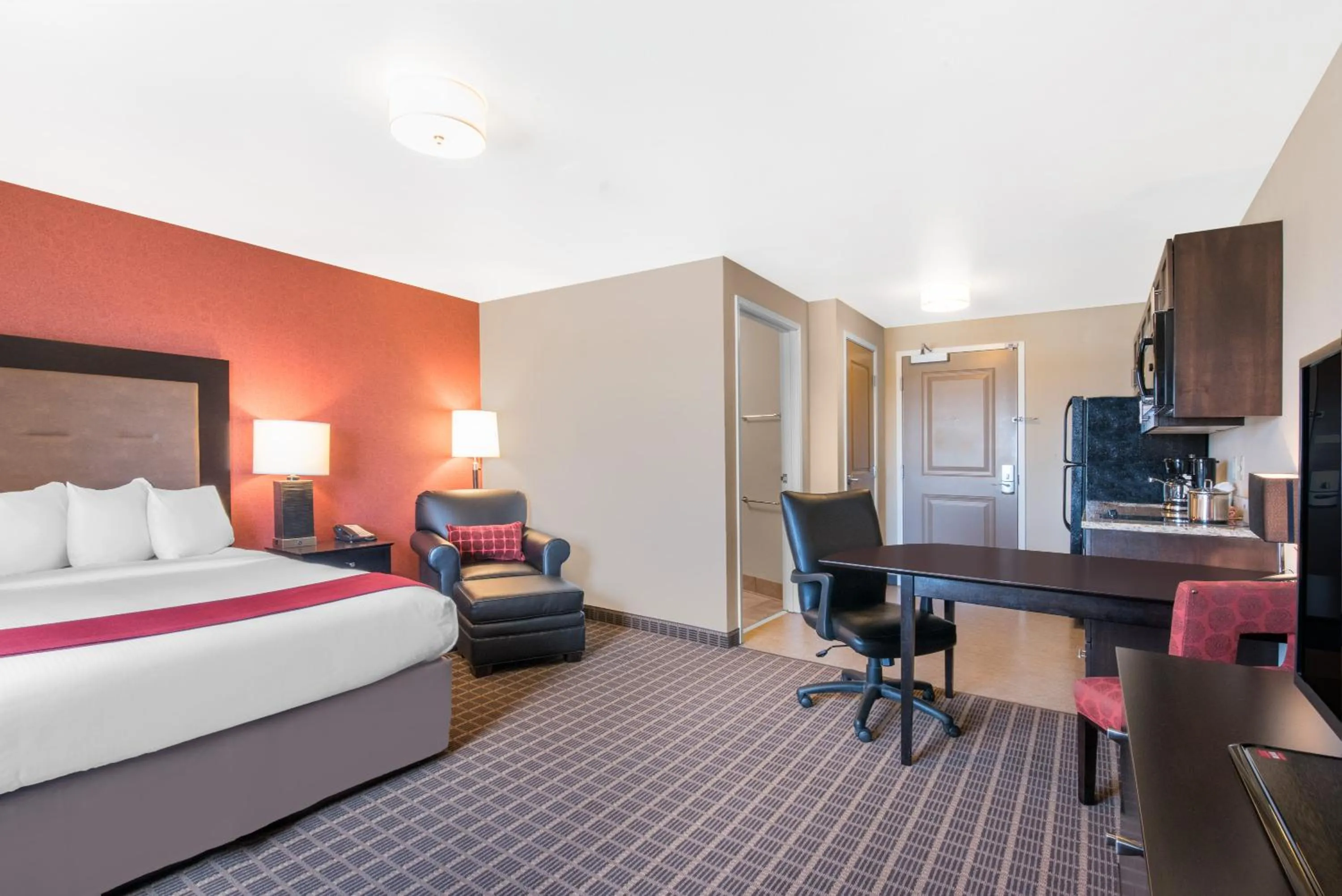 Bed in Hawthorn Extended Stay by Wyndham Dickinson