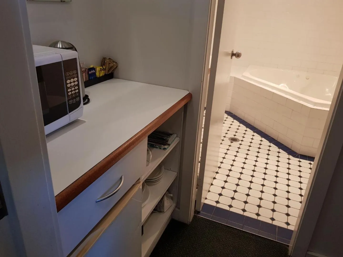 Bathroom in Squid's Ink Motel