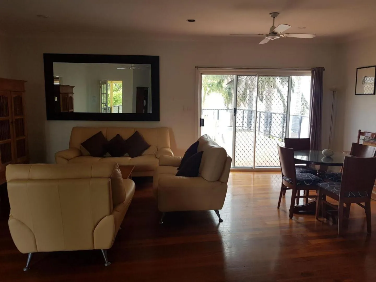 Seating area in Squid's Ink Motel