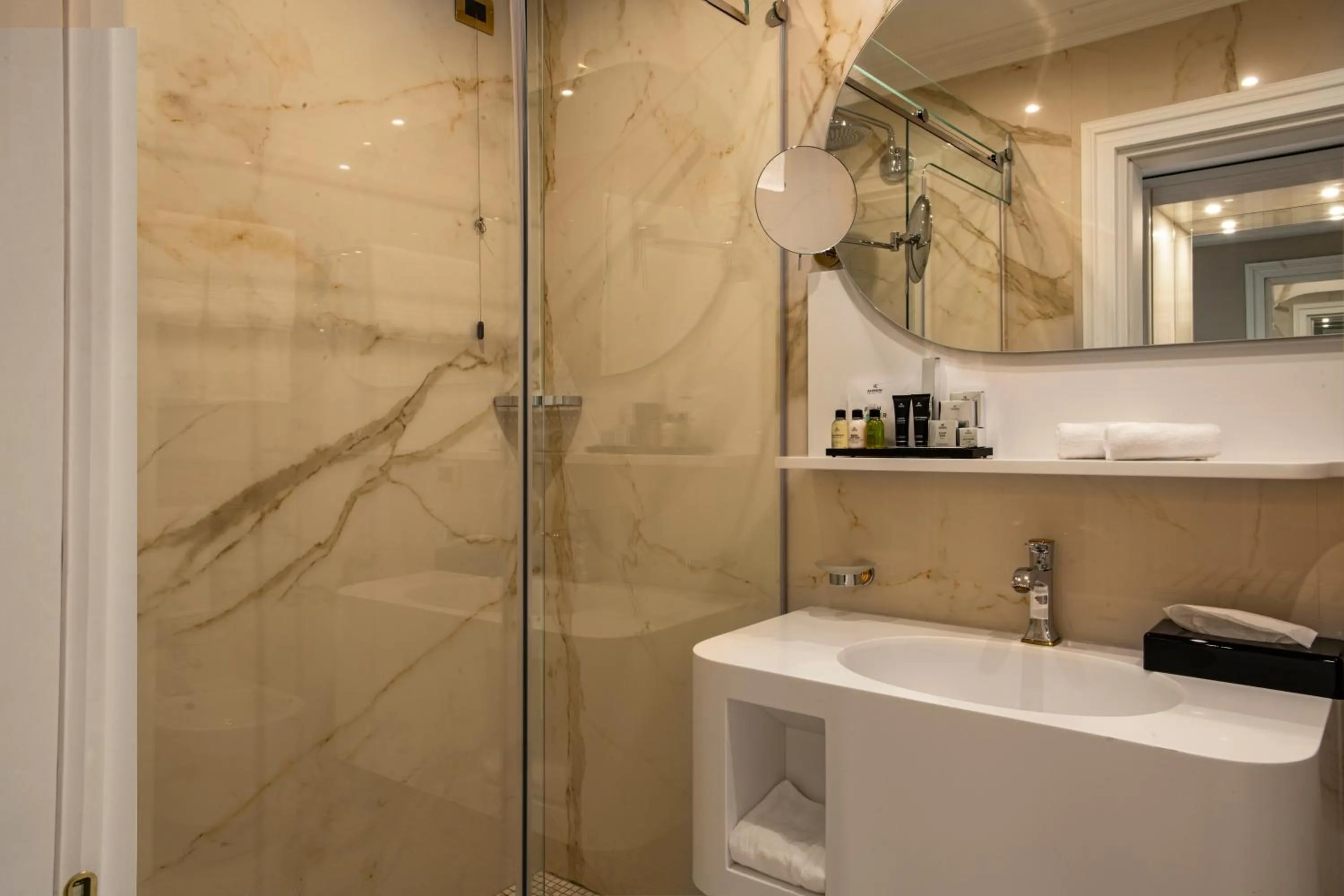 Radisson Collection Morina Hotel, Tirana