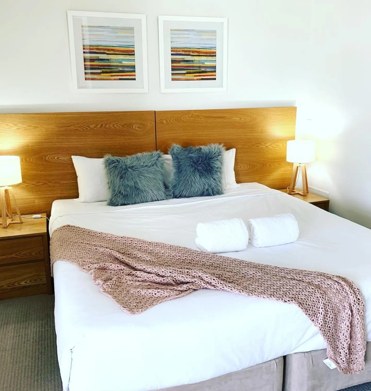 Bed in Oshen Holiday Apartments Yeppoon