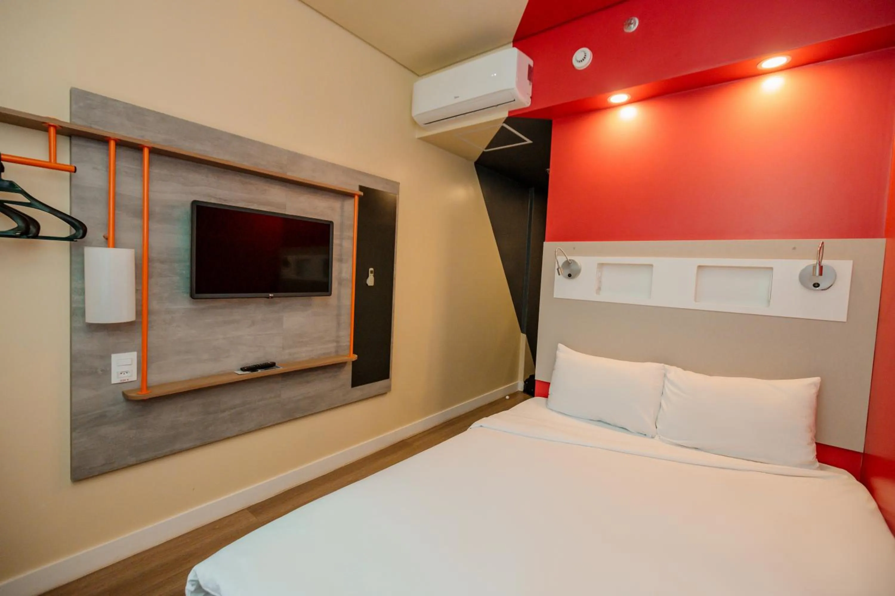 Bed in IBIS BUDGET CAPAO Bonito