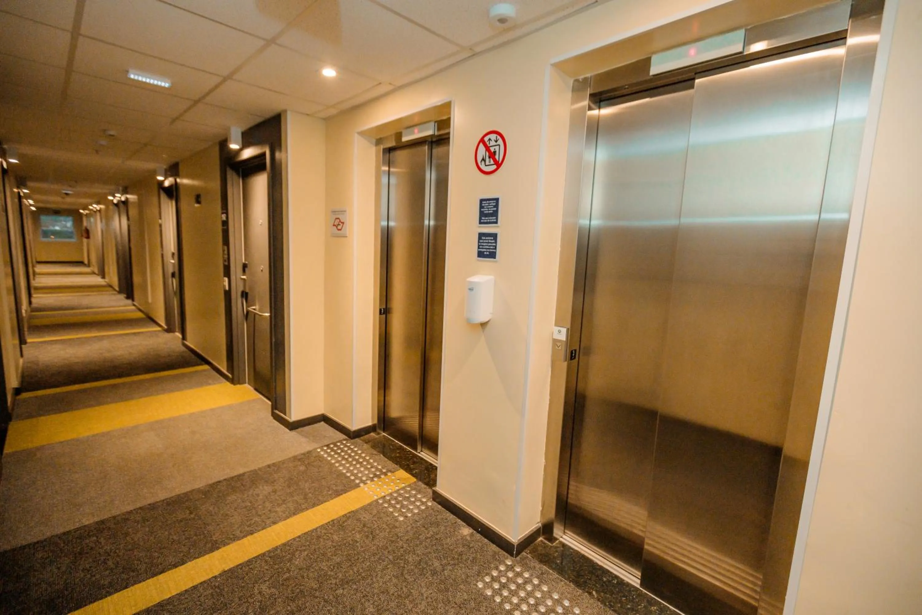 Property building in IBIS BUDGET CAPAO Bonito