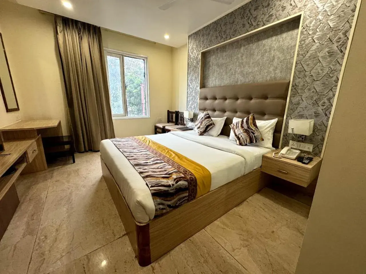 King Room in Hotel River Rhythm Assi Ghat King Room in Hotel River Rhythm Assi Ghat