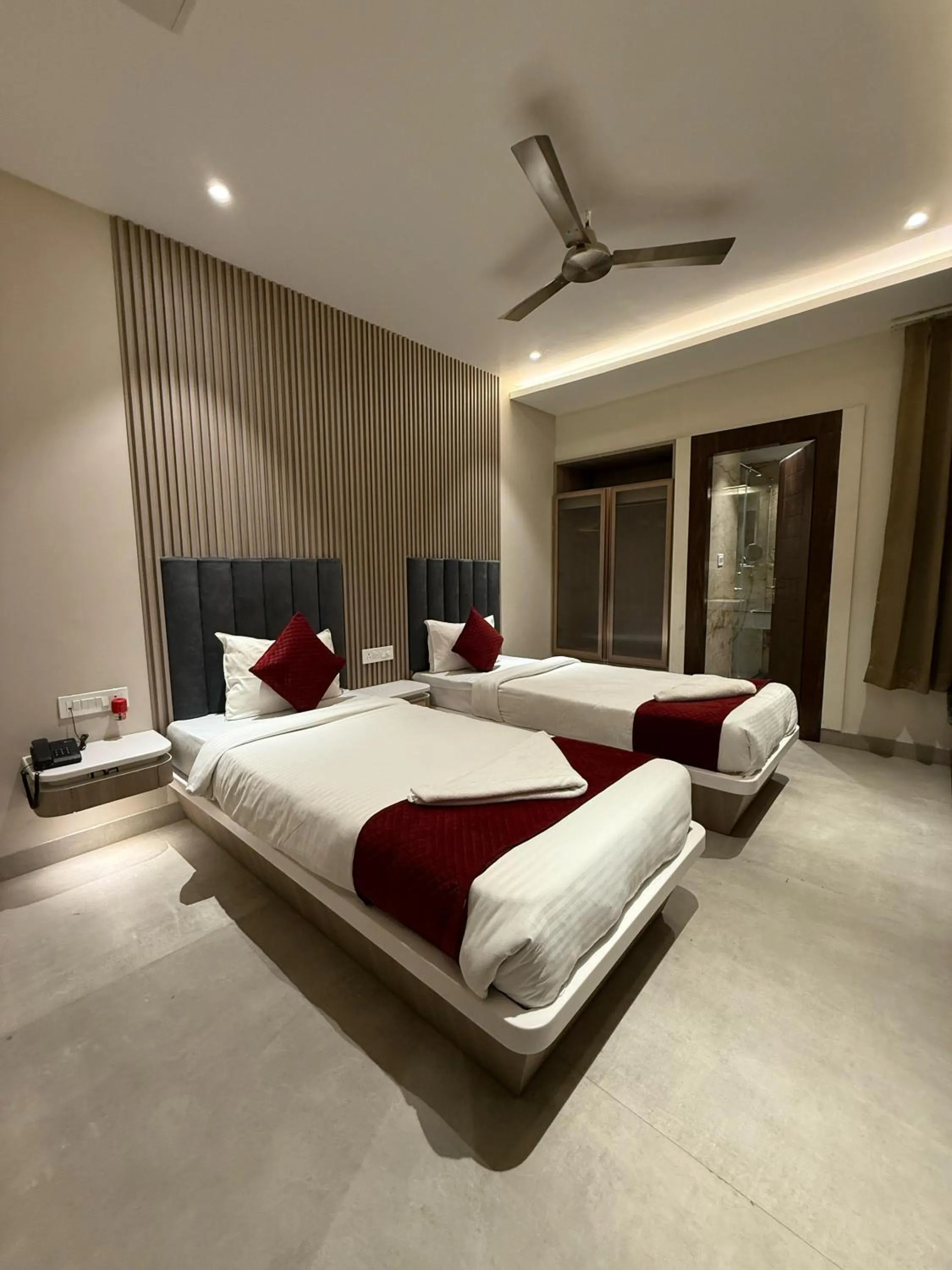 Bed in Hotel River Rhythm Assi Ghat