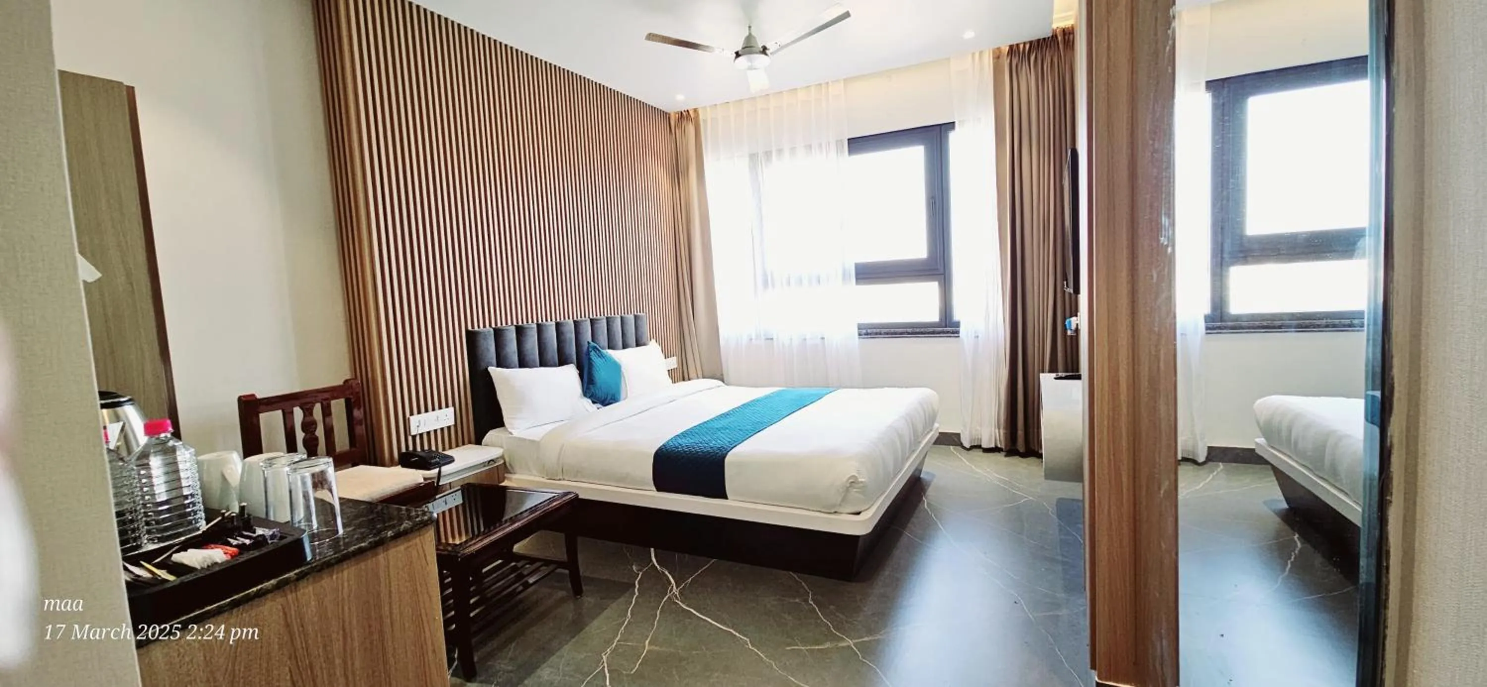 Photo of the whole room, Bed in Hotel River Rhythm Assi Ghat