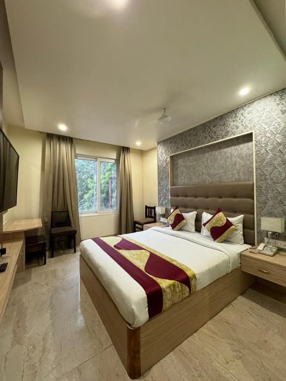 Bed in Hotel River Rhythm Assi Ghat