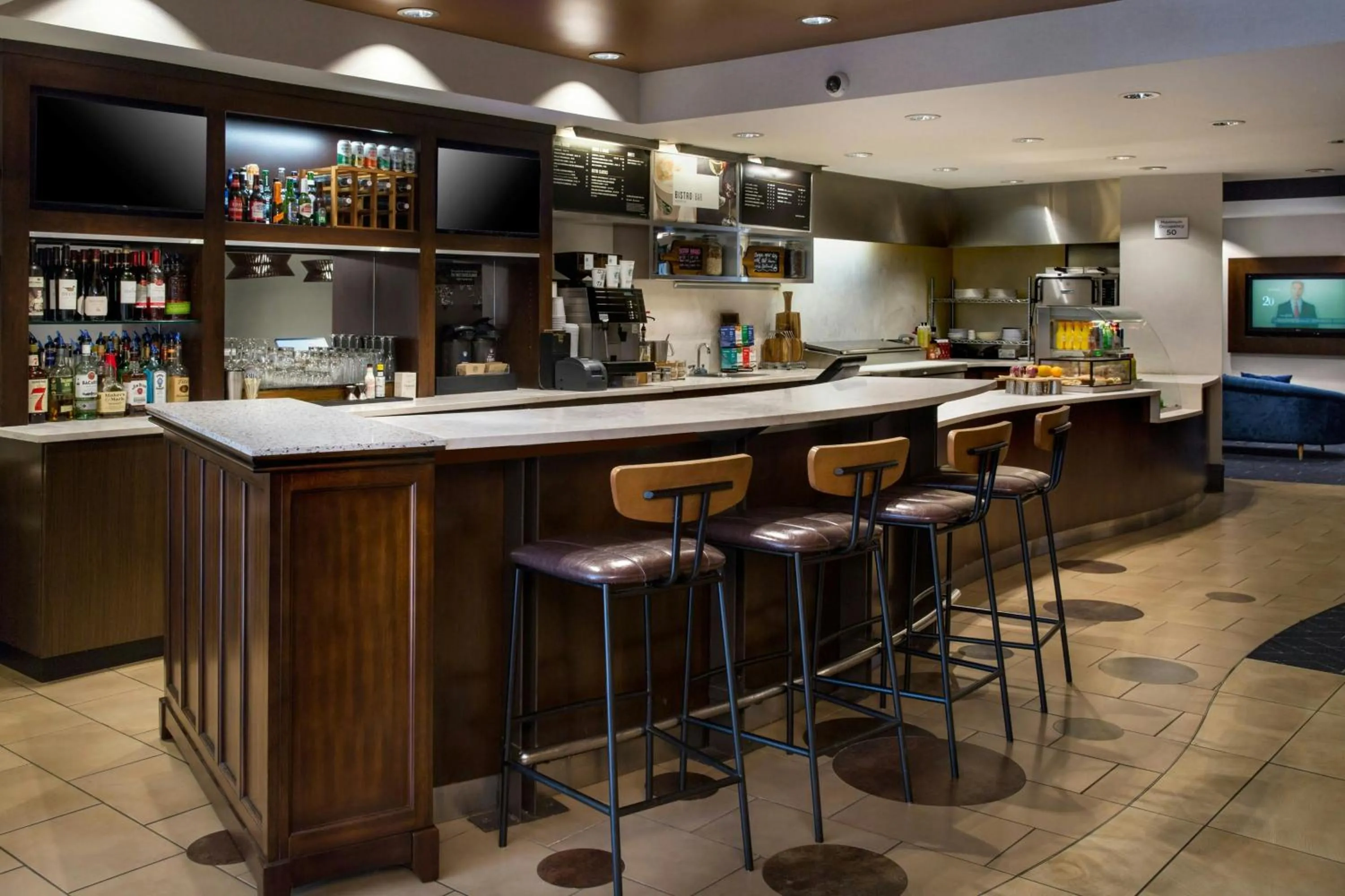 Lounge or bar in Courtyard by Marriott Buffalo Amherst/University