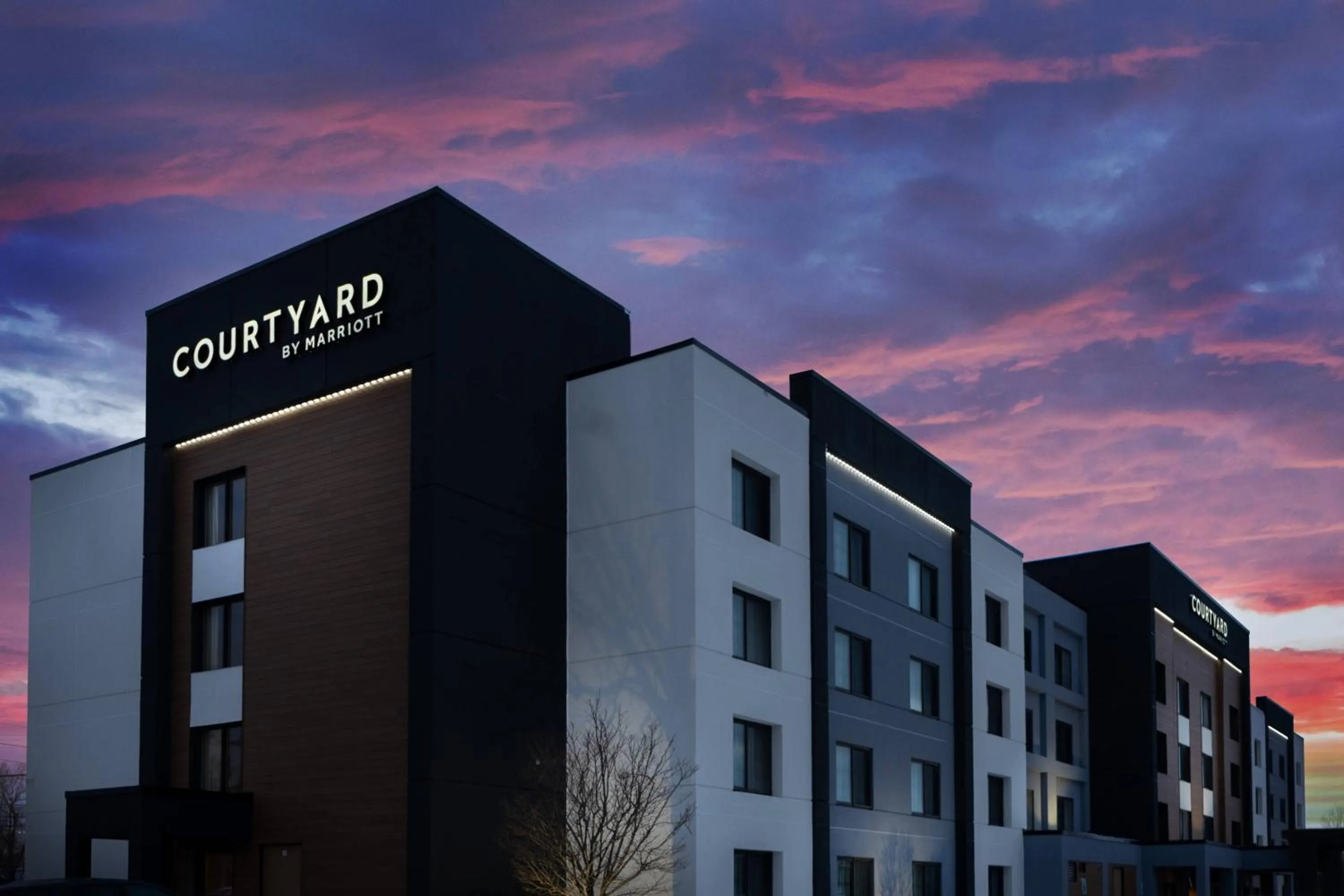 Property building in Courtyard by Marriott Buffalo Amherst/University