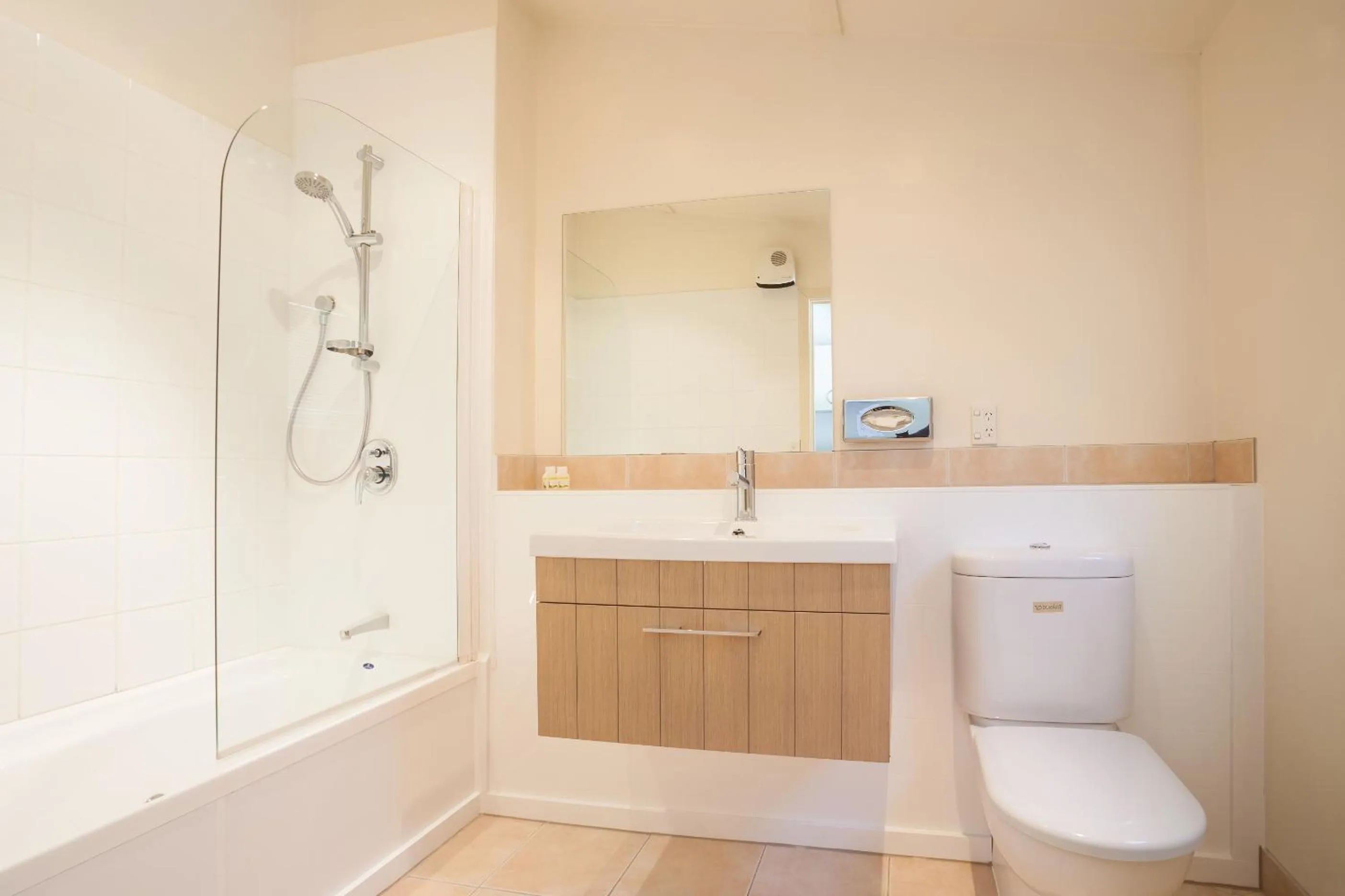 Bathroom in Shades of Arrowtown