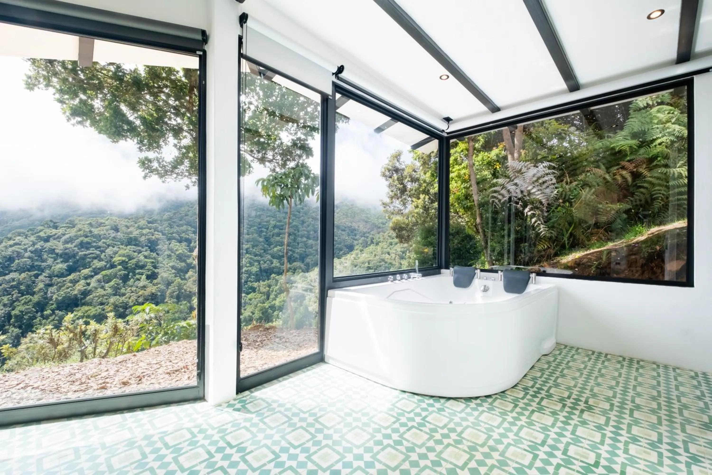 Hot Tub in Dantica Cloud Forest Lodge