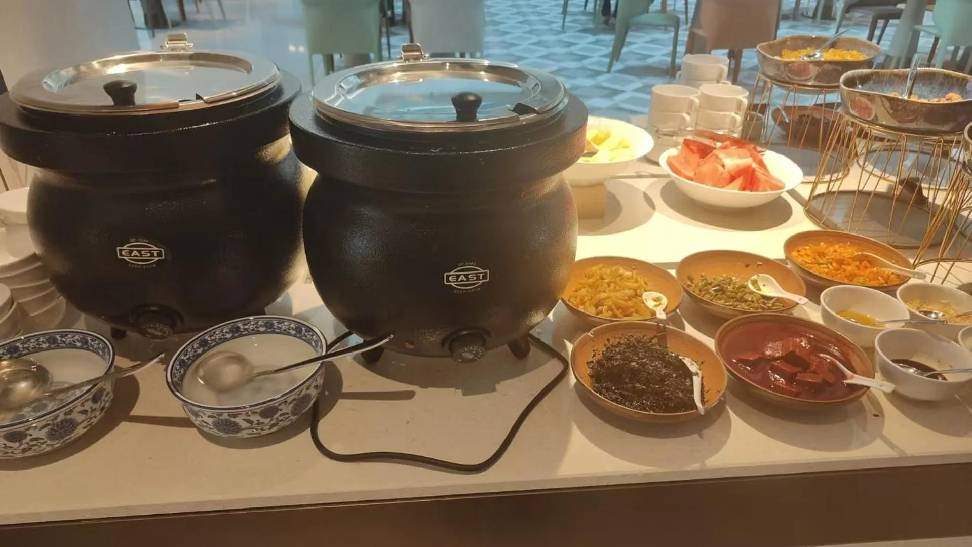Breakfast in East King Business Hotel (West Lake store, Hangzhou)