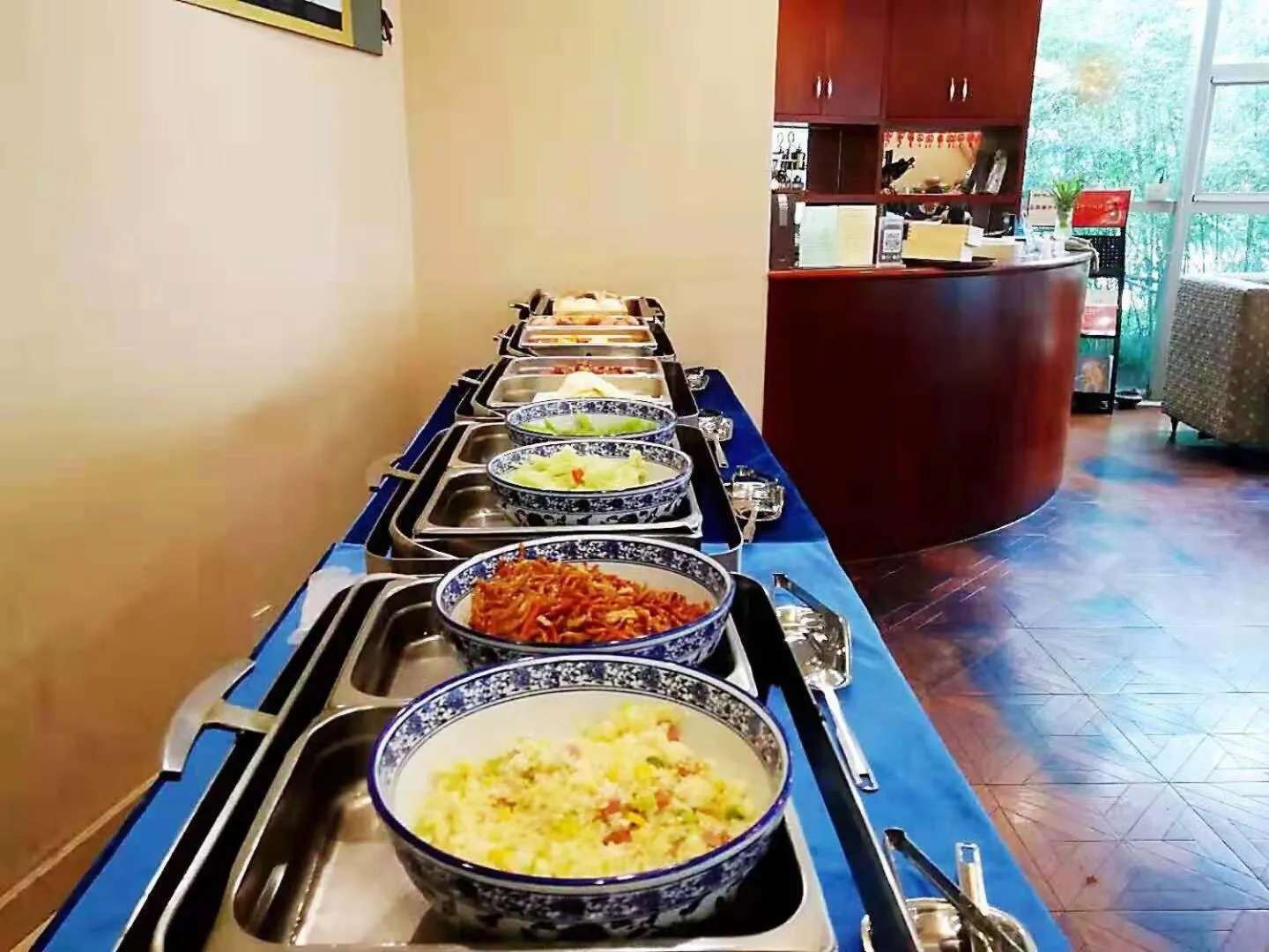 Food in East King Business Hotel (West Lake store, Hangzhou)