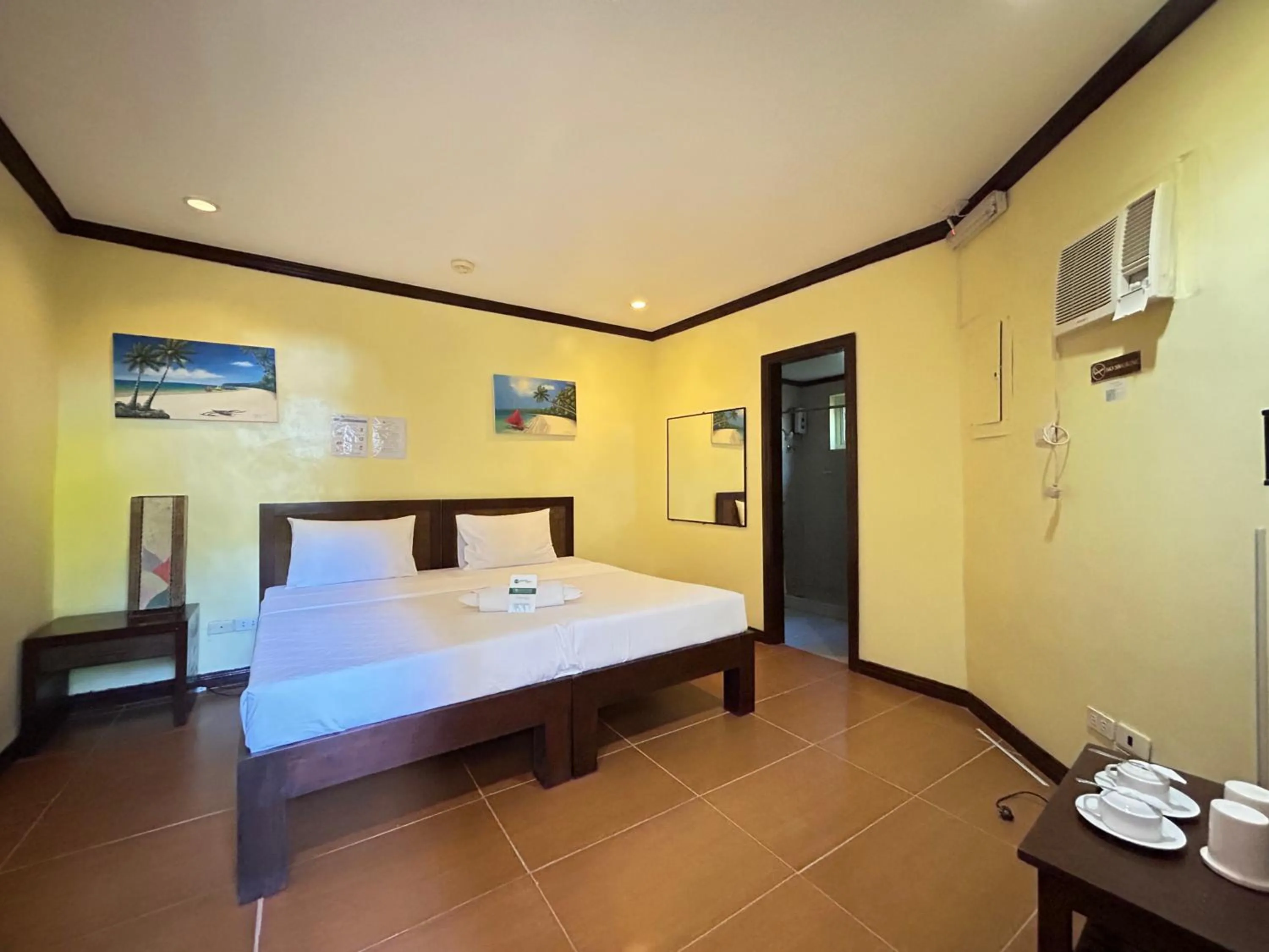 Bed in Sheridan Villas Boracay