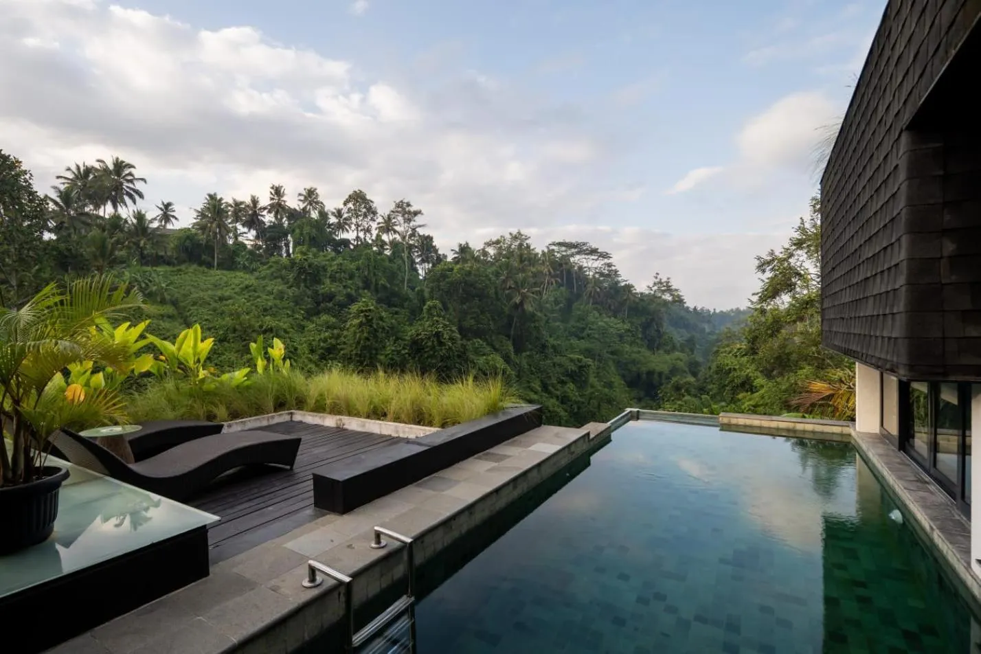 Zenubud