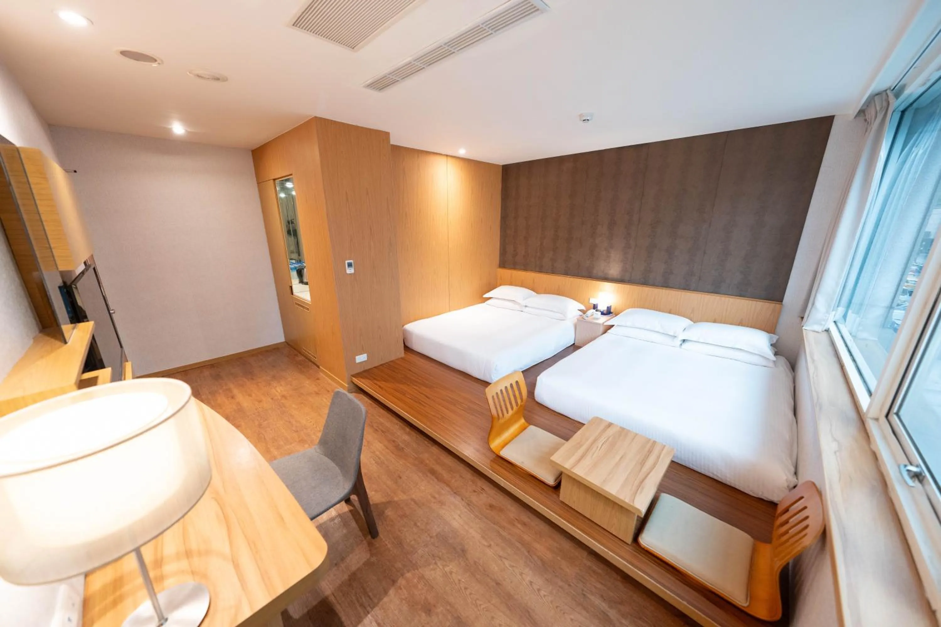 Photo of the whole room, Bed in 雲富大飯店 Hotel Cloud-ZhongShan